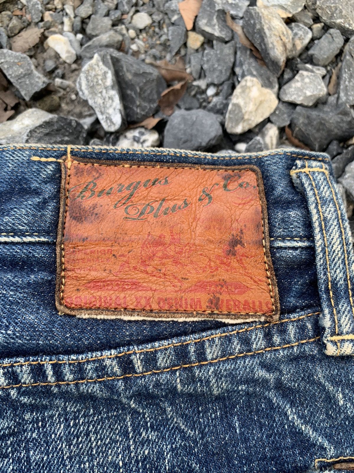 Kapital VINTAGE BURGUS PLUS SELVEDGE JAPANESE FADED DISTRESSED DENIM Size US 32 / EU 48 - 12 Thumbnail