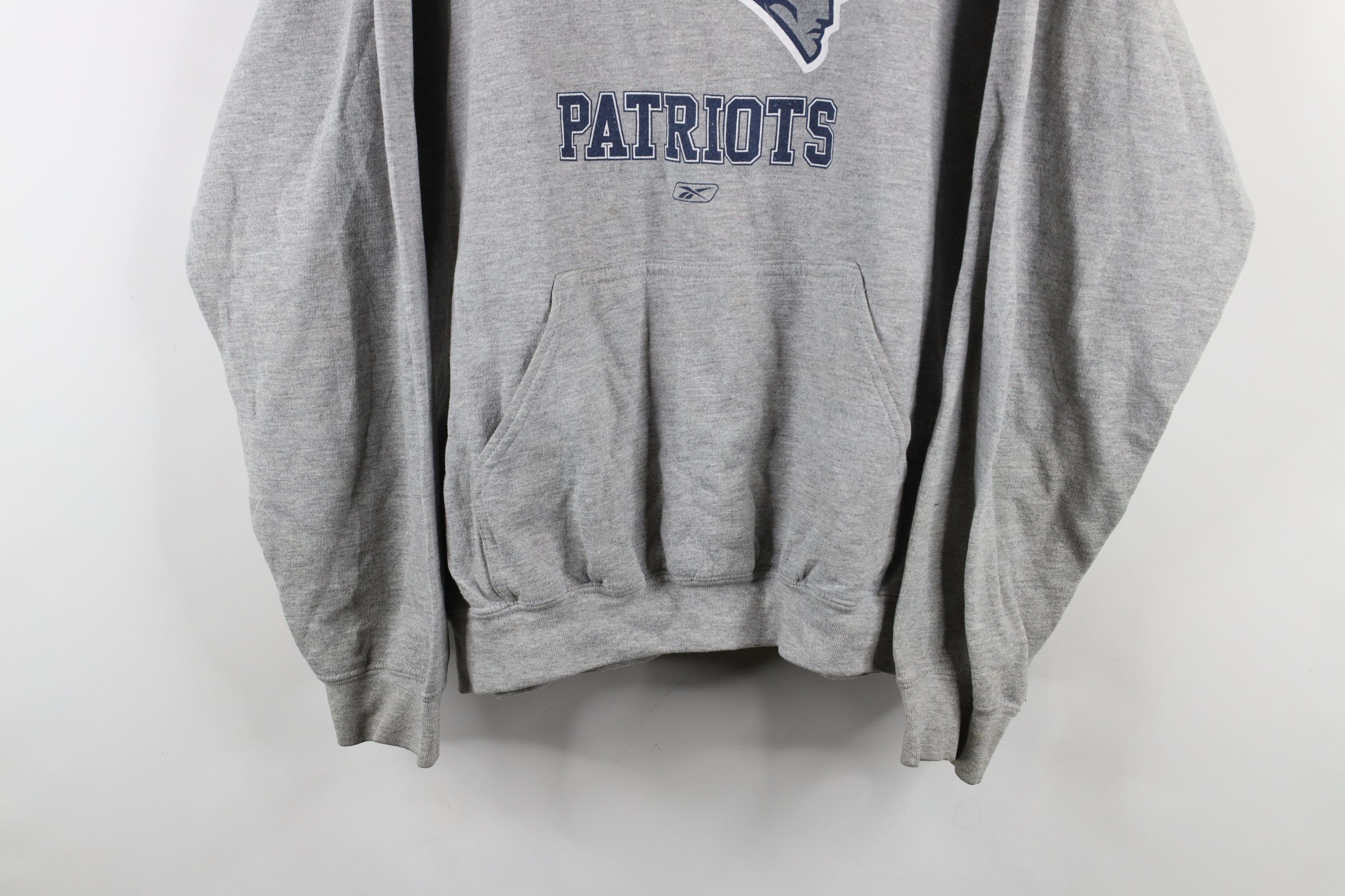 Reebok × Vintage Vintage Reebok New England Patriots Football Hoodie Gray Size US L / EU 52-54 / 3 - 3 Thumbnail