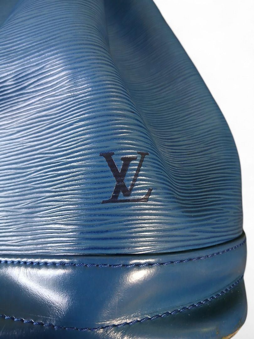 Louis Vuitton Louis Vuitton - Epi Noe Shoulder Bag Bucket Blue Leather Size ONE SIZE - 10 Thumbnail