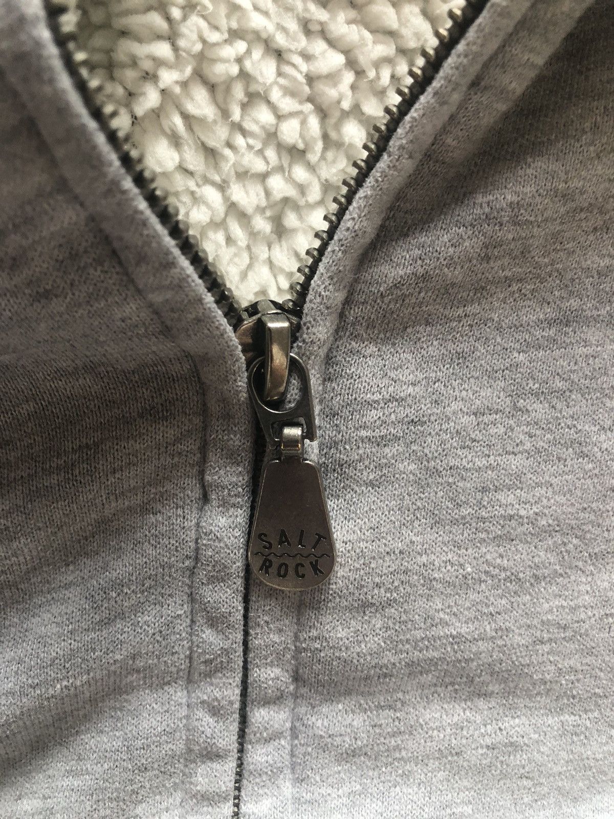 Vintage SALTROCK VINTAGE CLASSIC QUALITY ZIP SWEATSHIRT HOODIE Size US L / EU 52-54 / 3 - 6 Thumbnail