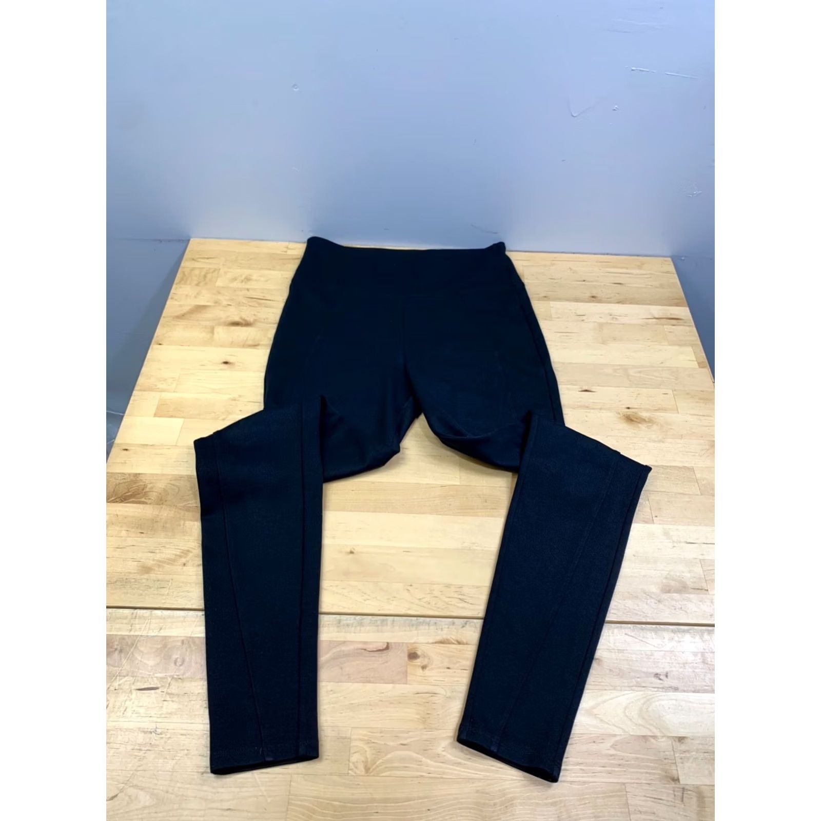 Spanx Spanx Leggings Women M Black Casual Athleisure Shaping Stretch Classic Ankle Activewear Womens Size 32" / US 10 / IT 46 - 3 Thumbnail