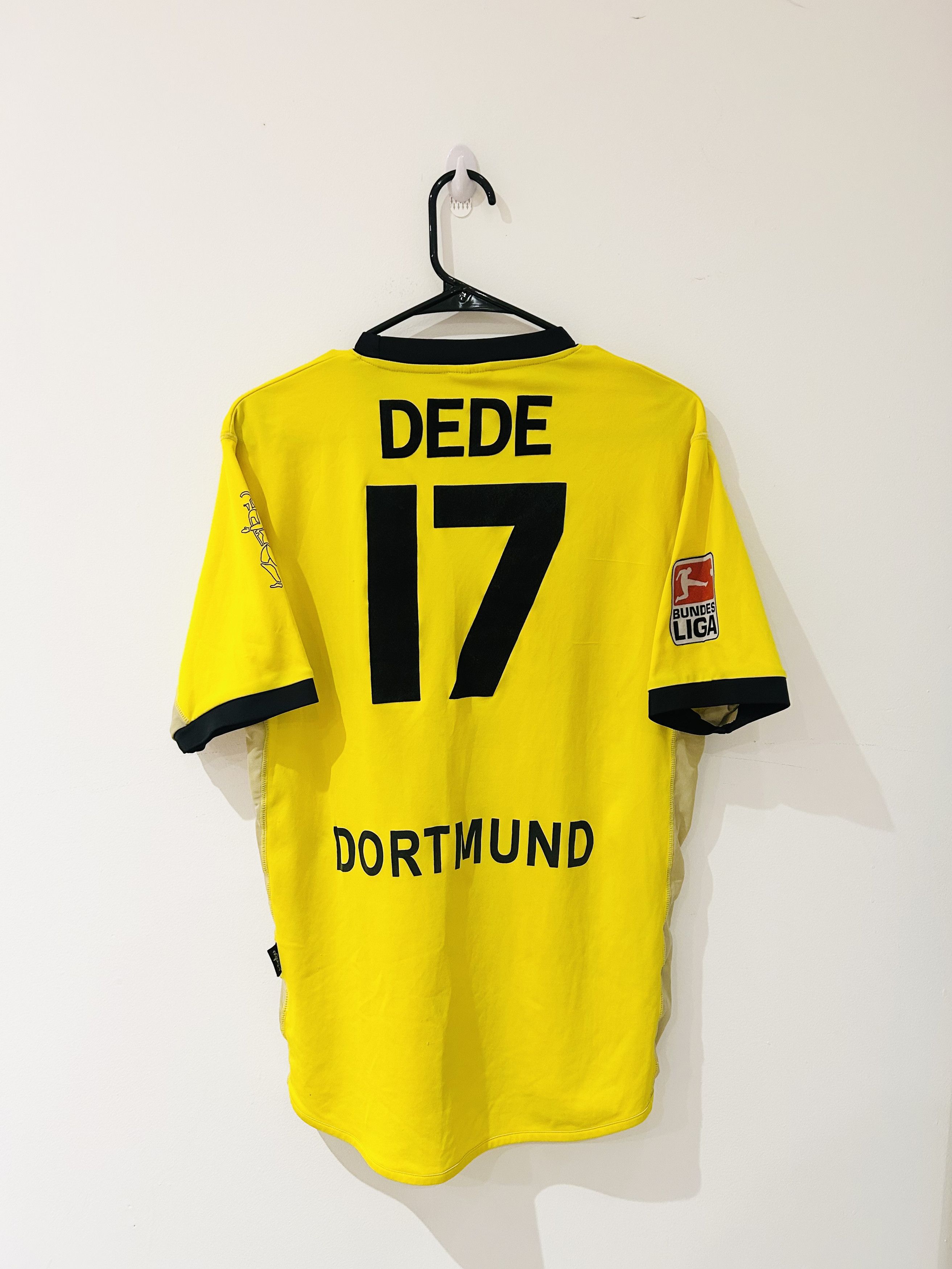 Other bvb 2003/04 home Size US M / EU 48-50 / 2 - 2 Thumbnail