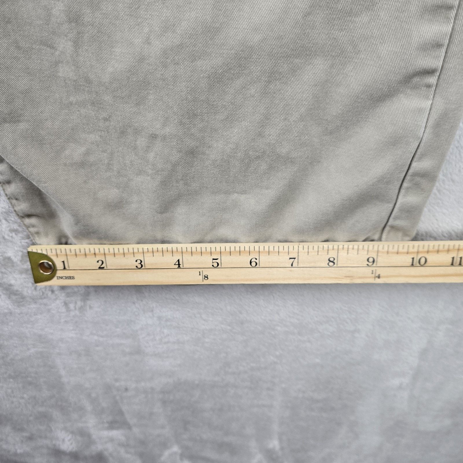 Levi's Vintage Levis L2 Khaki Pants Mens 38x30 (Fits 38x27) Baggy Size US 38 / EU 54 - 12 Thumbnail