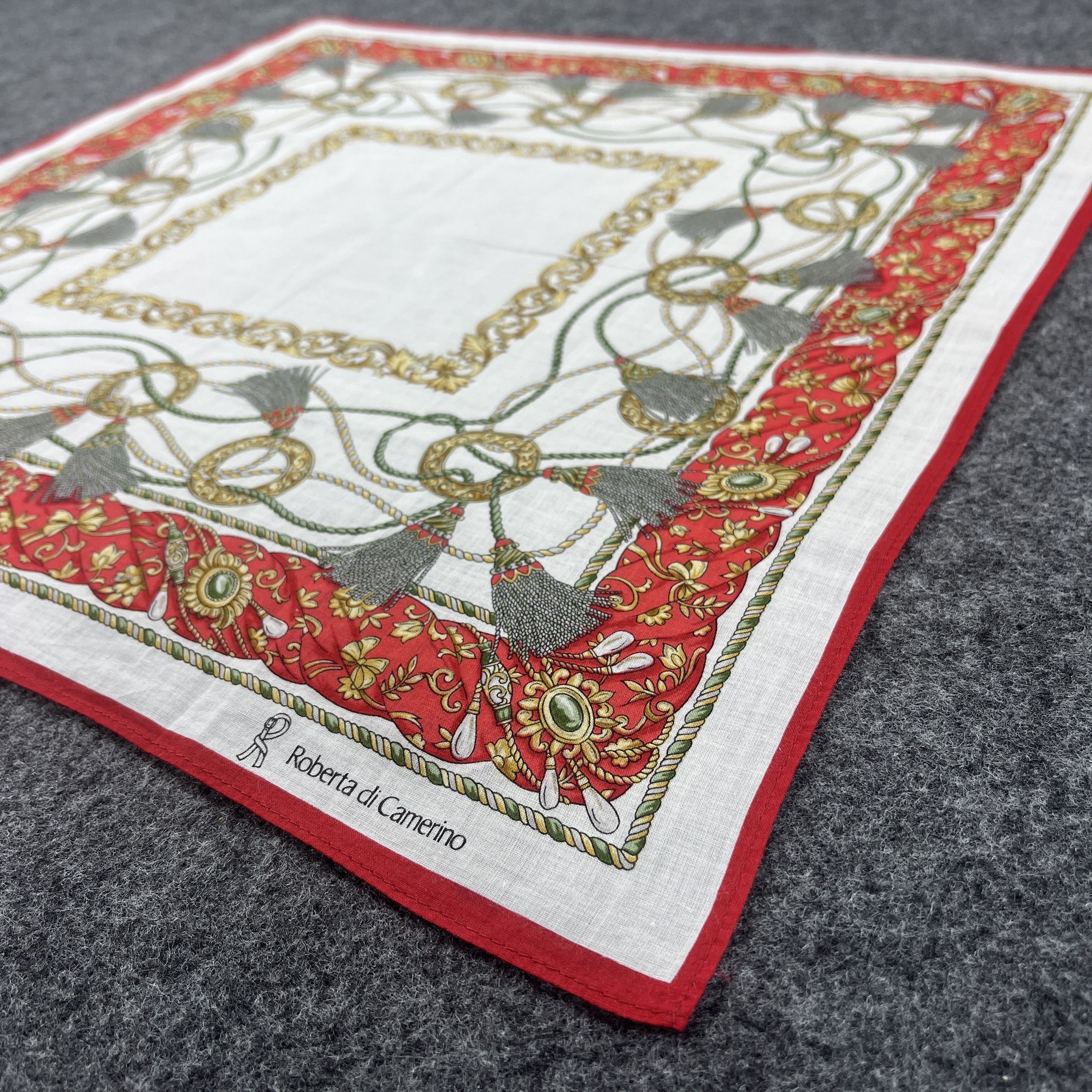 Vintage Roberta Di Camerino Handkerchief / Bandana B281 Size ONE SIZE - 4 Thumbnail