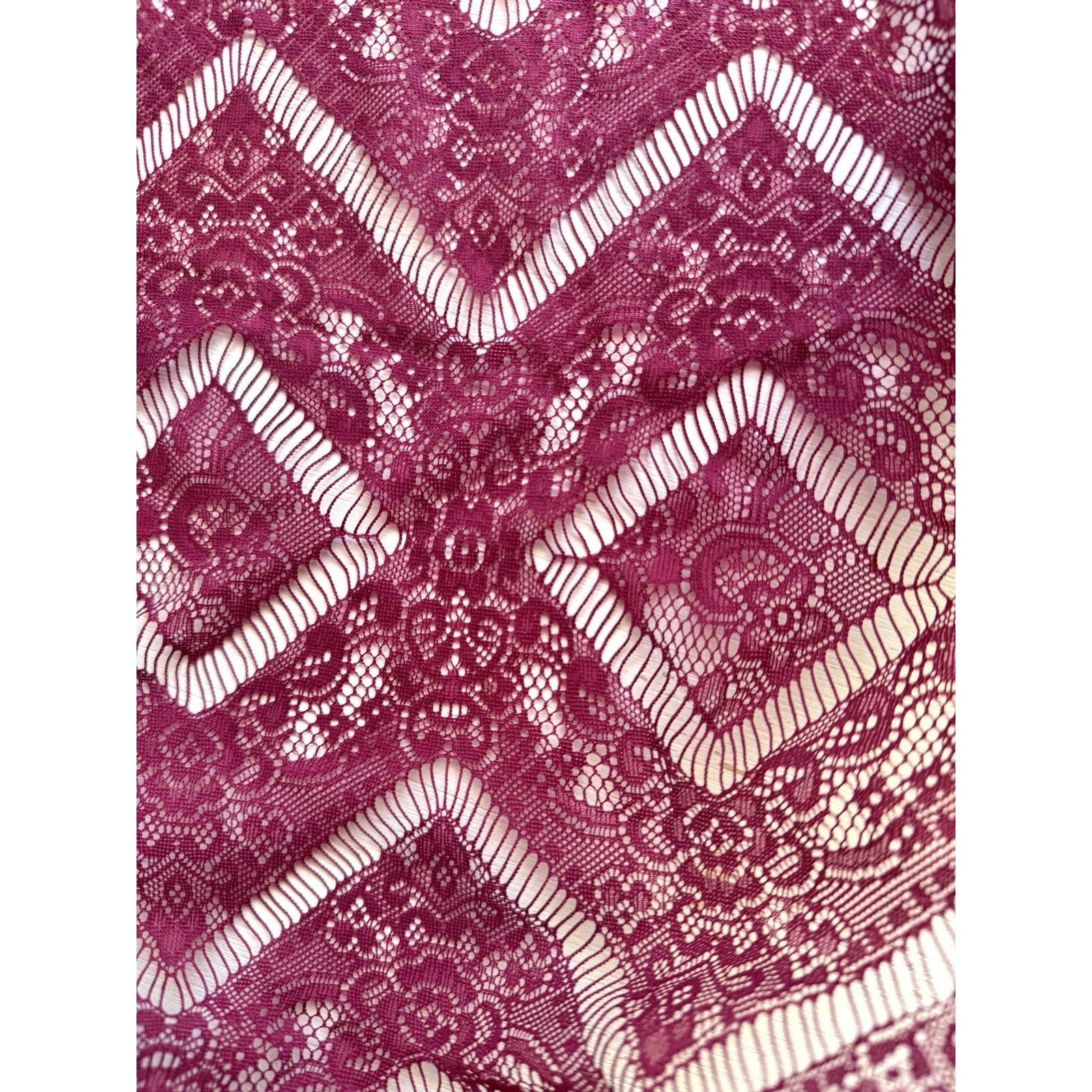 Urban Outfitters Vintage Size Small Urban Outfitters burgundy lace blouse tee Size S / US 4 / IT 40 - 2 Thumbnail