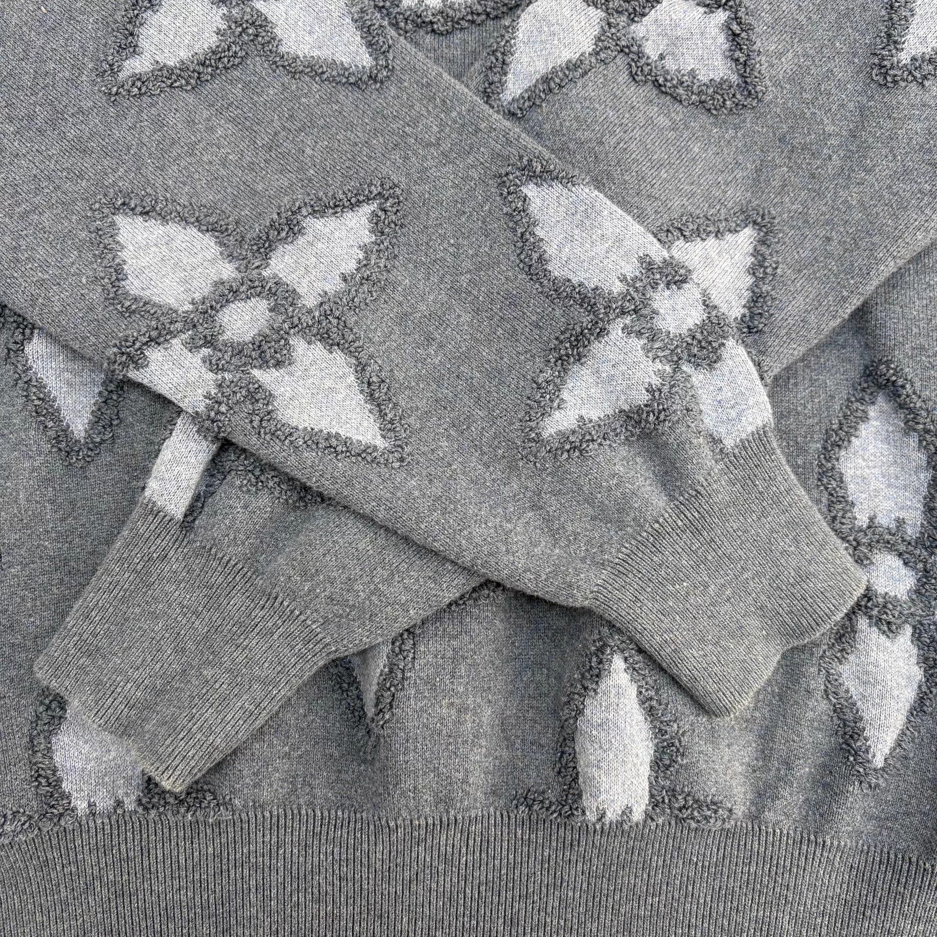 Louis Vuitton lv flocked logo sweater size S Size US S / EU 44-46 / 1 - 3 Thumbnail