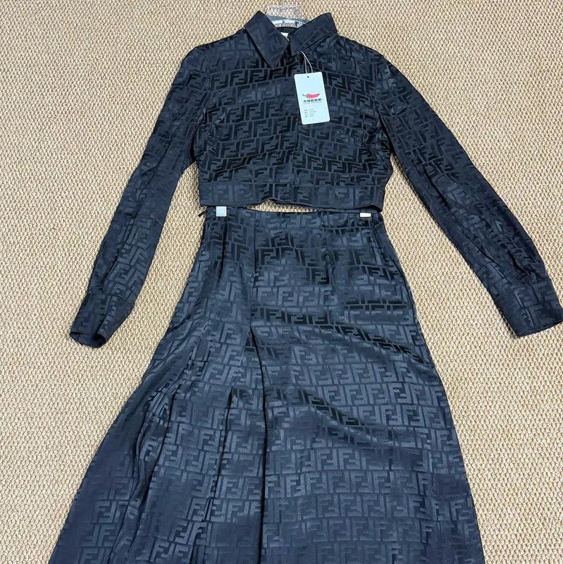 Fendi Fendi Black Silk Midi Dress in Size M 0089 Size M / US 6-8 / IT 42-44 - 1 Thumbnail