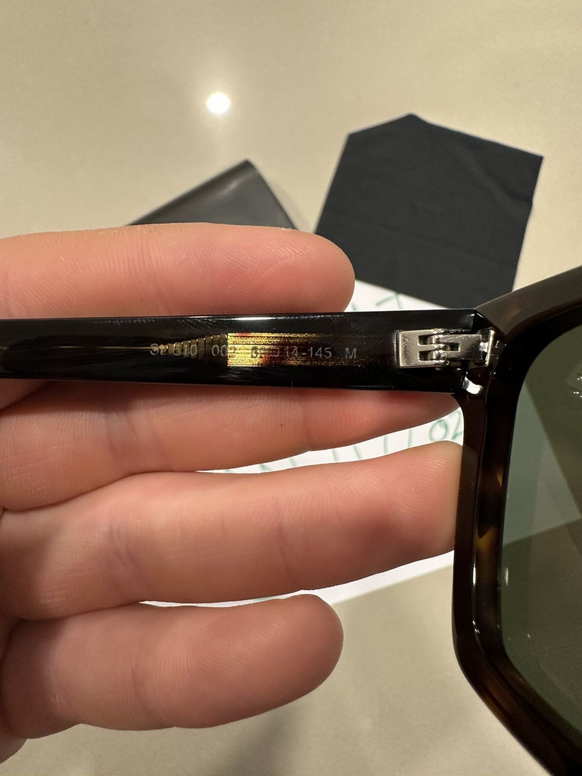 Saint Laurent Paris Saint Laurent SL610 002 Sunglasses Size ONE SIZE - 9 Thumbnail