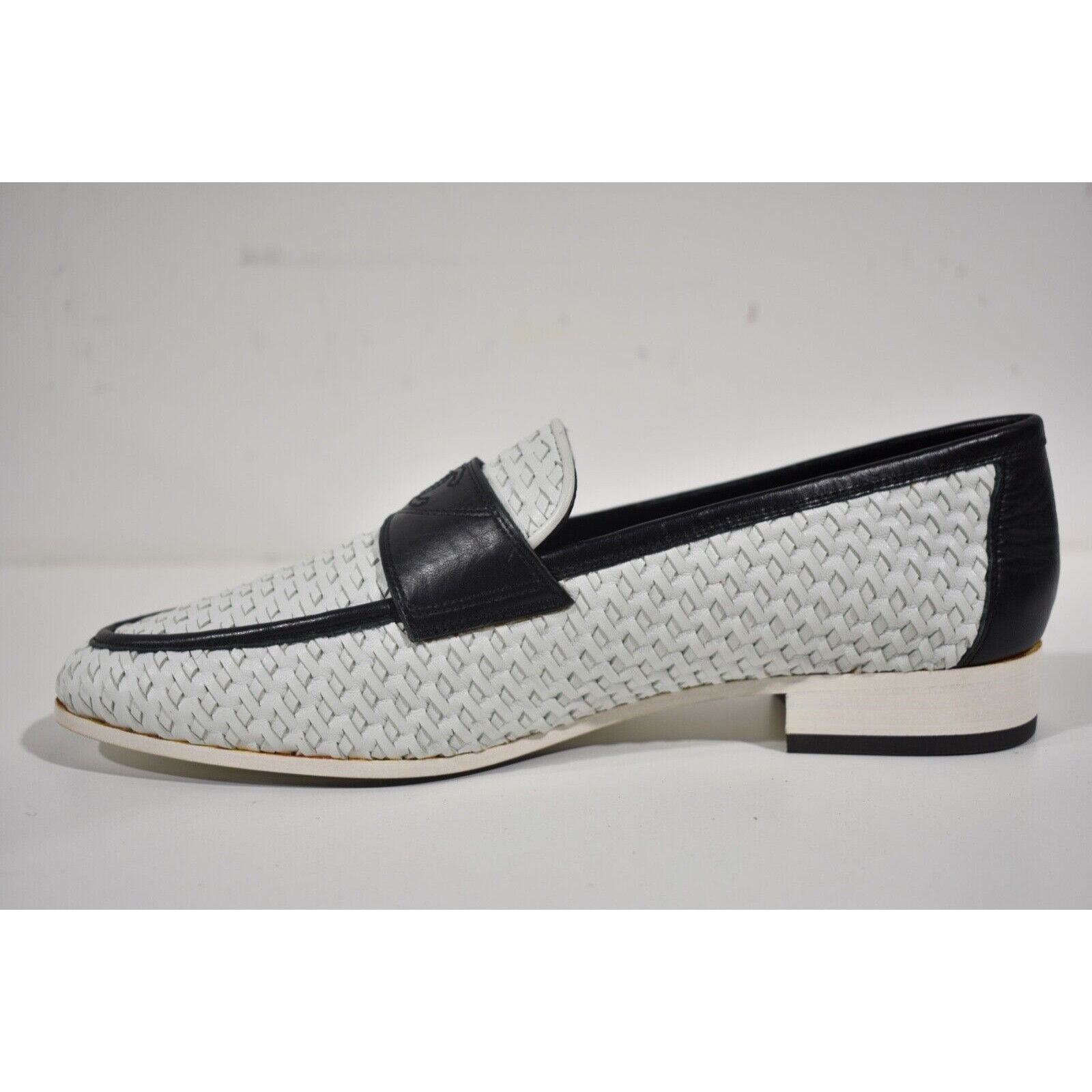 Chanel 17C Braided CC Logo Mule Loafer Moccasin Slip Oxford Flat 37 Size US 7 / IT 37 - 9 Thumbnail
