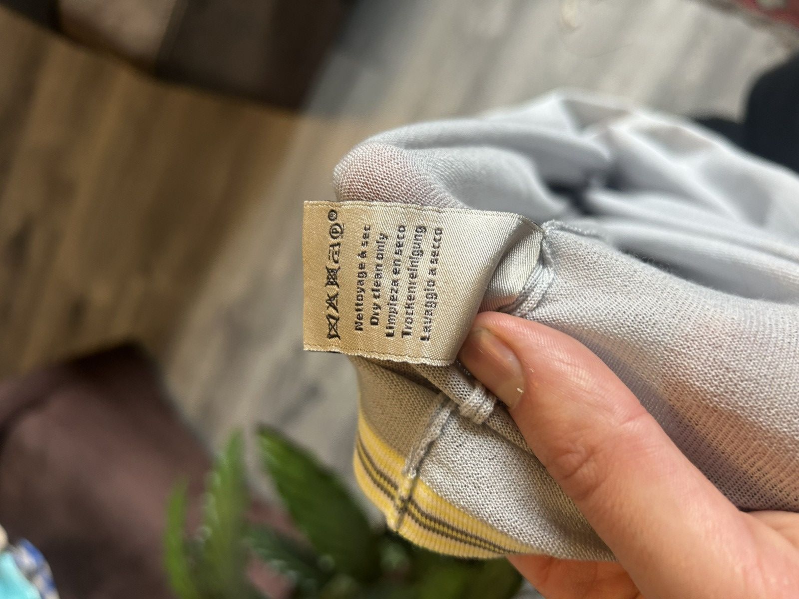 Hermes Hermès Gray Wool T-Shirt with Yellow Stripe Accents - Size L Size US L / EU 52-54 / 3 - 9 Thumbnail