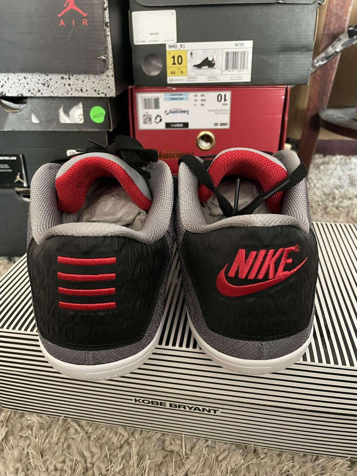 Nike Kobe 11 Elite Low Tinker Muse Size US 9.5 / EU 42-43 - 6 Thumbnail