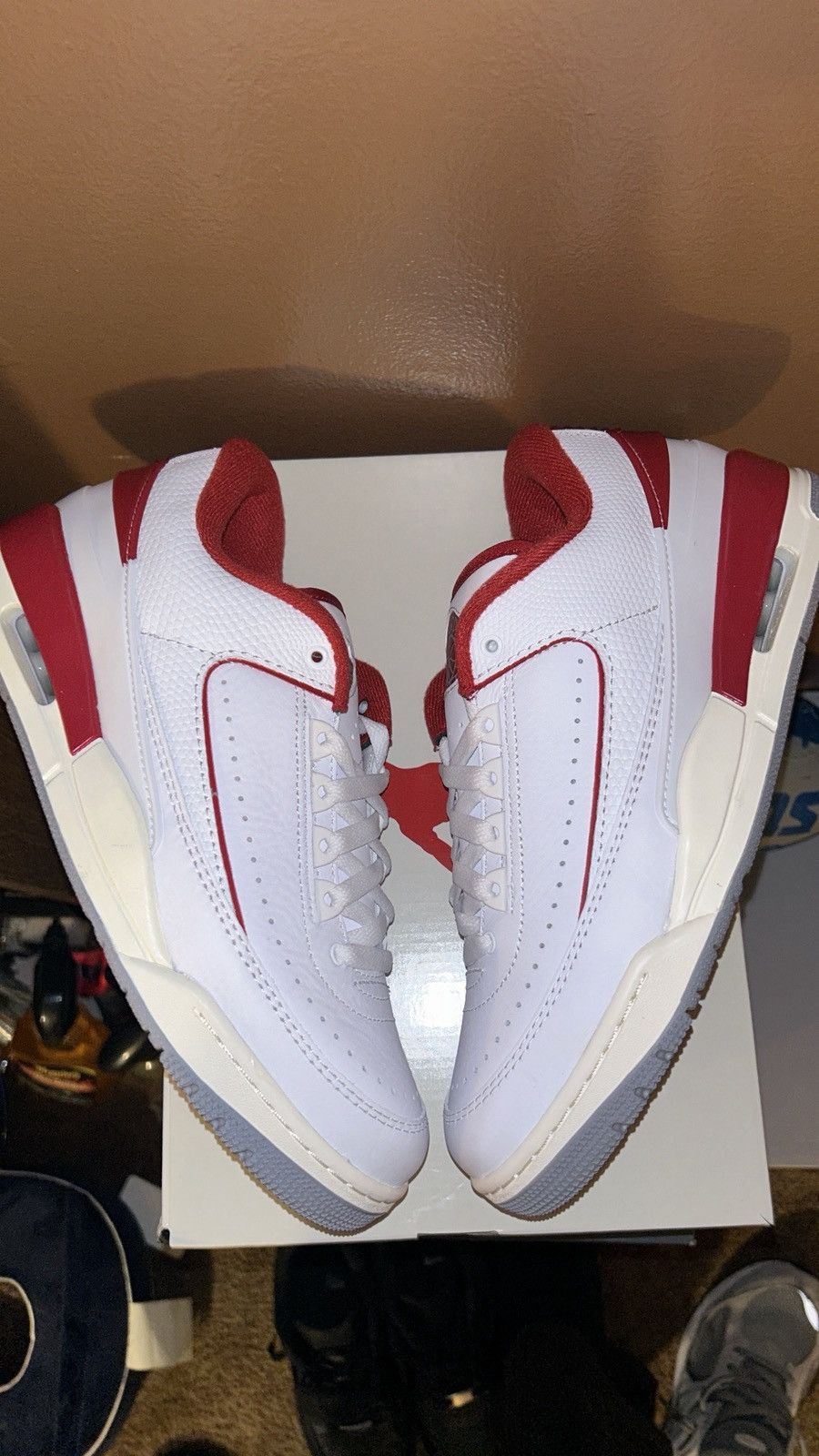 Jordan Brand Jordan 2/3 White Varsity Red Size US 8.5 / EU 41-42 - 5 Thumbnail