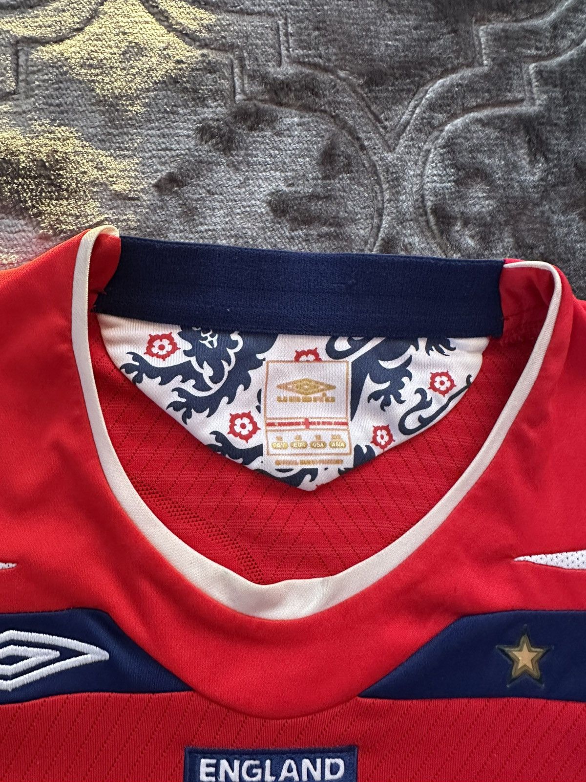 Umbro Umbro England football soccer Kick off 2008-2010 Size US M / EU 48-50 / 2 - 2 Thumbnail