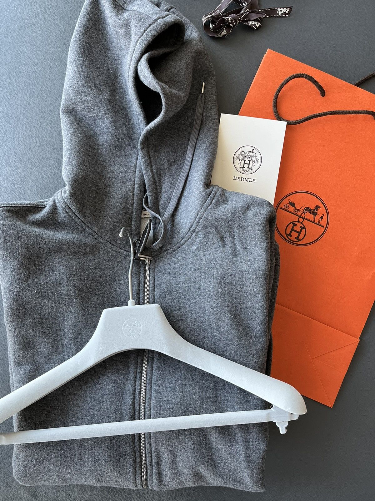 Hermes Super Runway Brand New Cashmere and Leather Hooded Sweater Size US L / EU 52-54 / 3 - 5 Thumbnail