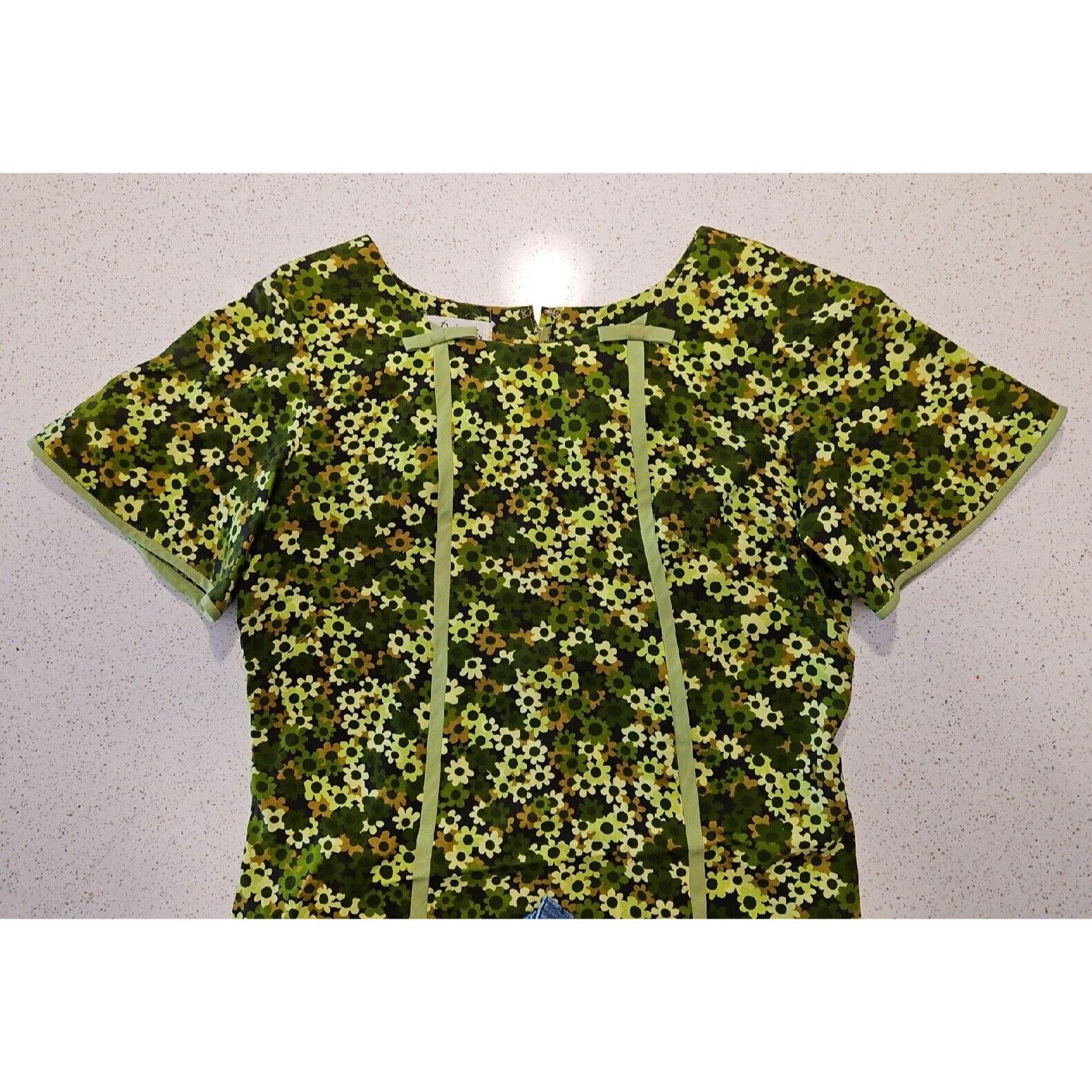 Vintage Vintage Dianes Honolulu Hawaiian Dress Sz S Green Flower Pow Size S / US 4 / IT 40 - 8 Thumbnail