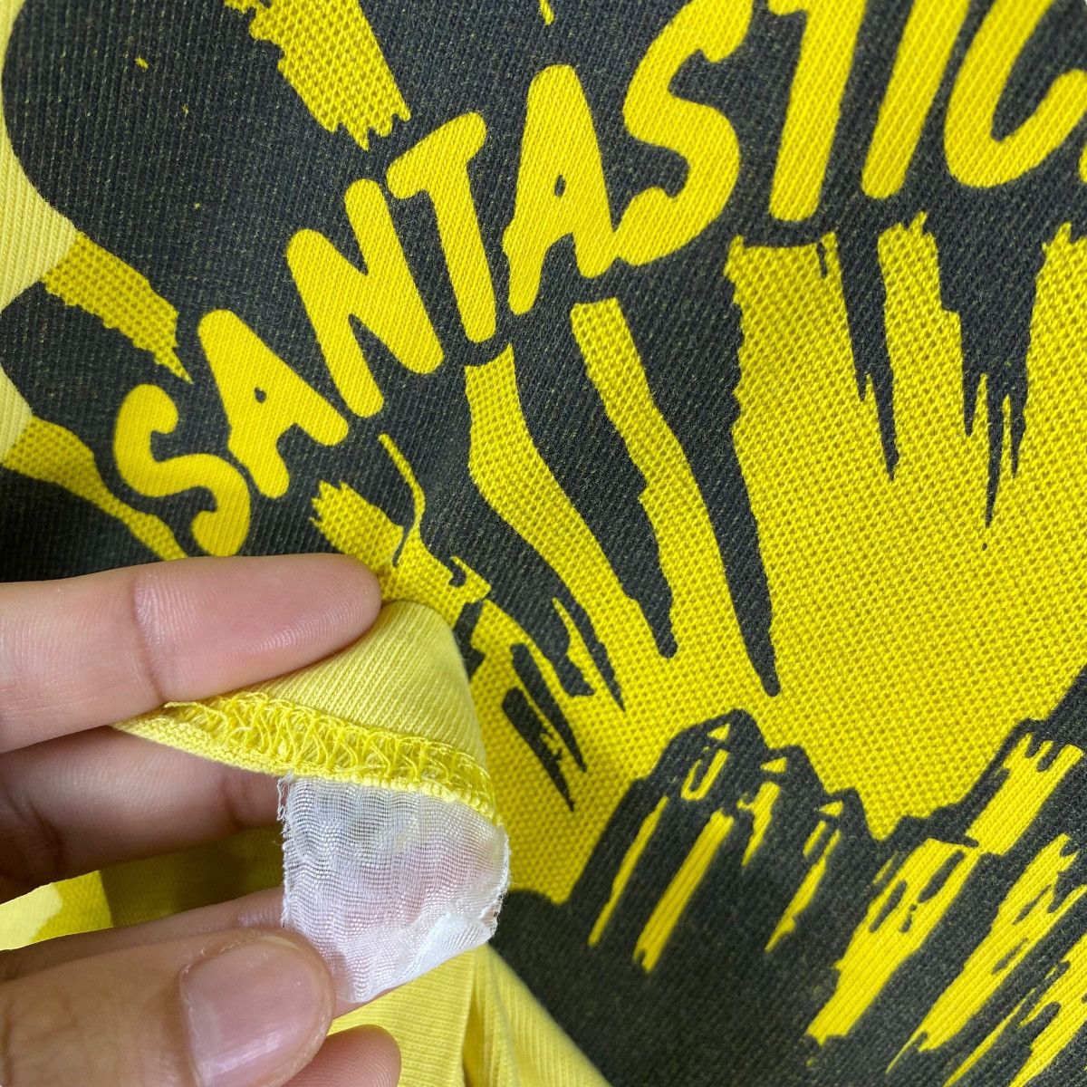 Vintage Vintage 00's SARU Santastic! City Tokyo Santa Inoue Tee Size US XL / EU 56 / 4 - 9 Thumbnail