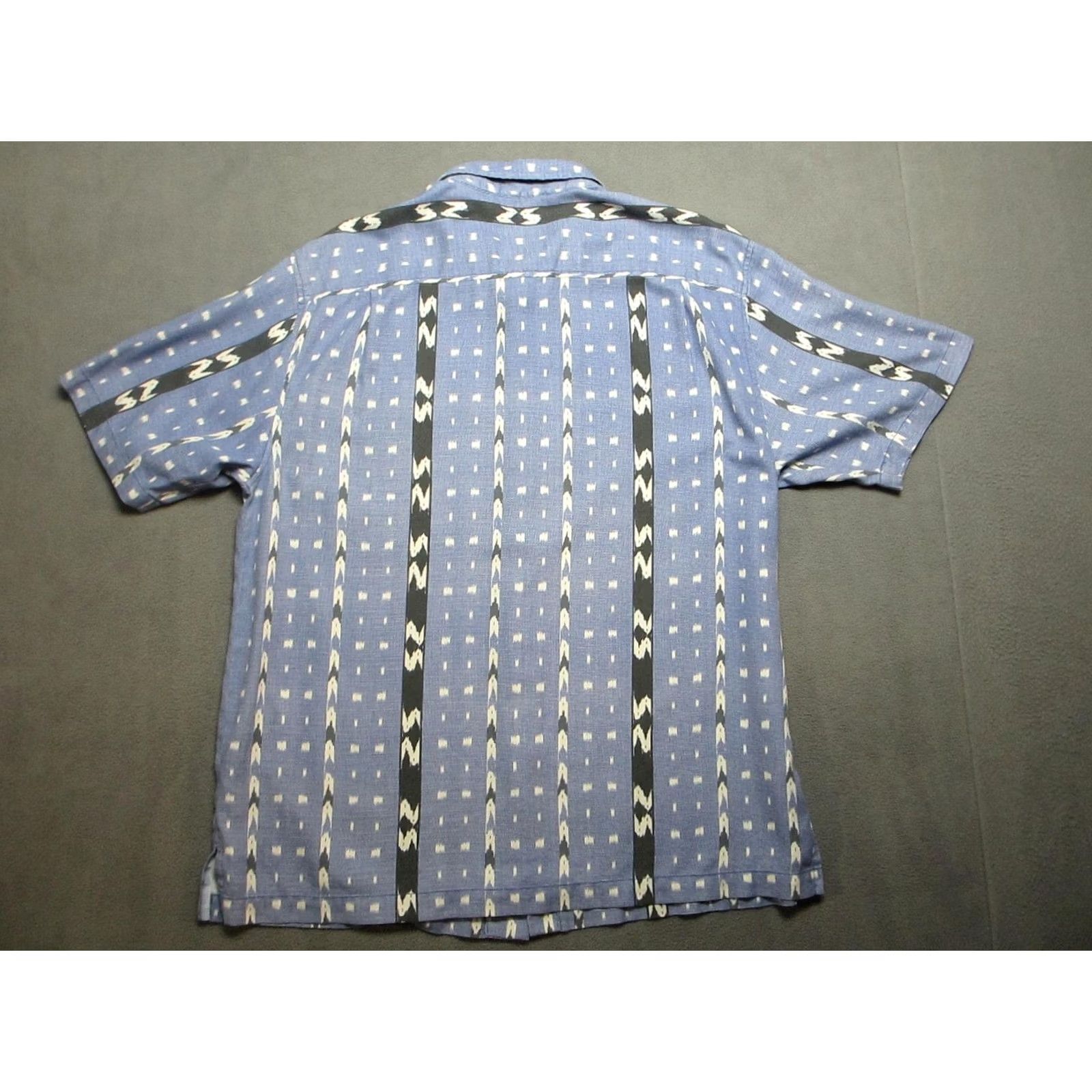 Tommy Bahama Tommy Bahama Shirt Mens Large Blue Silk Button Up Camp Ikat Pattern Original Fit Size US L / EU 52-54 / 3 - 7 Thumbnail