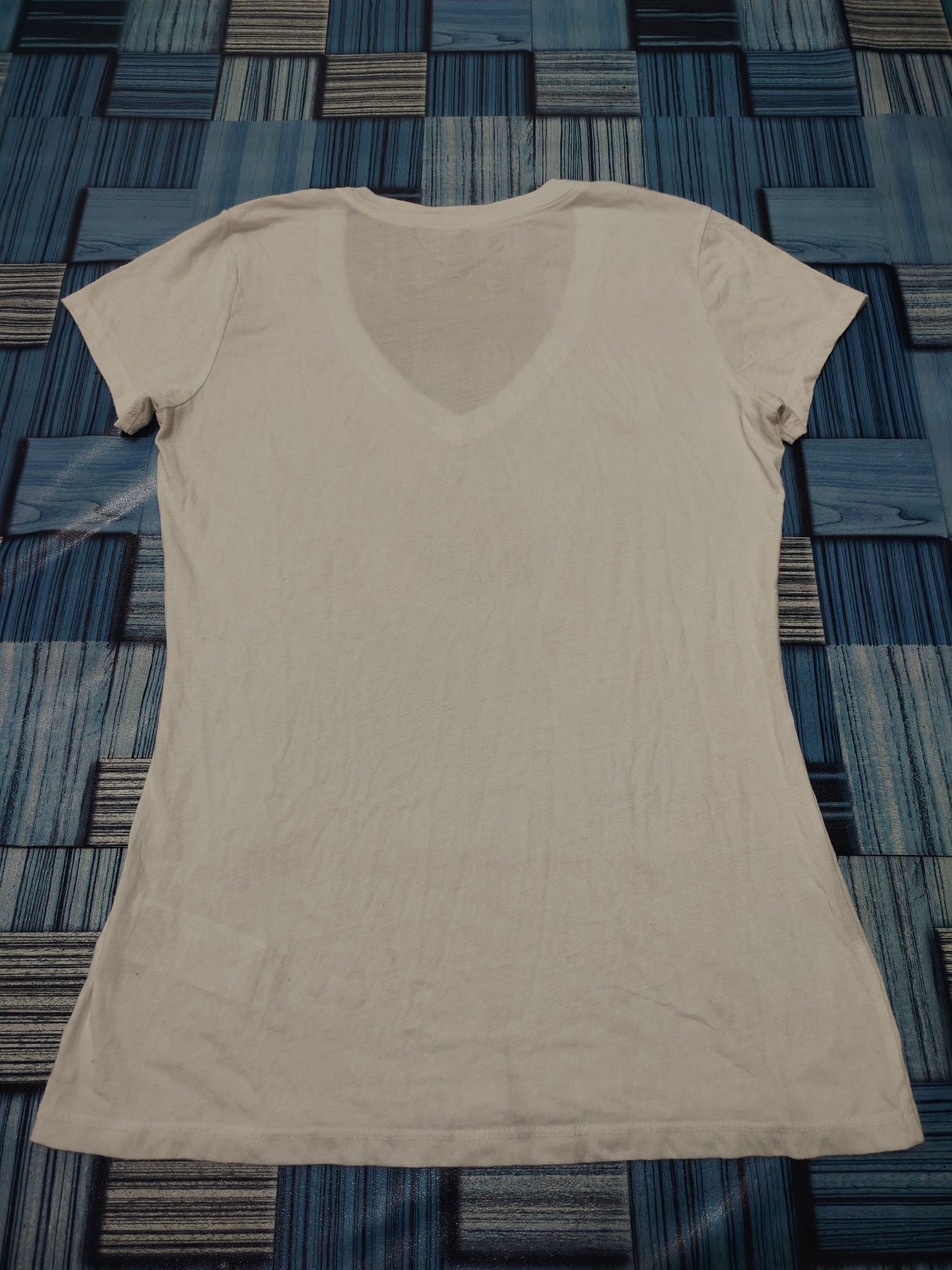 True Religion True Religion v neck Size S / US 4 / IT 40 - 12 Thumbnail