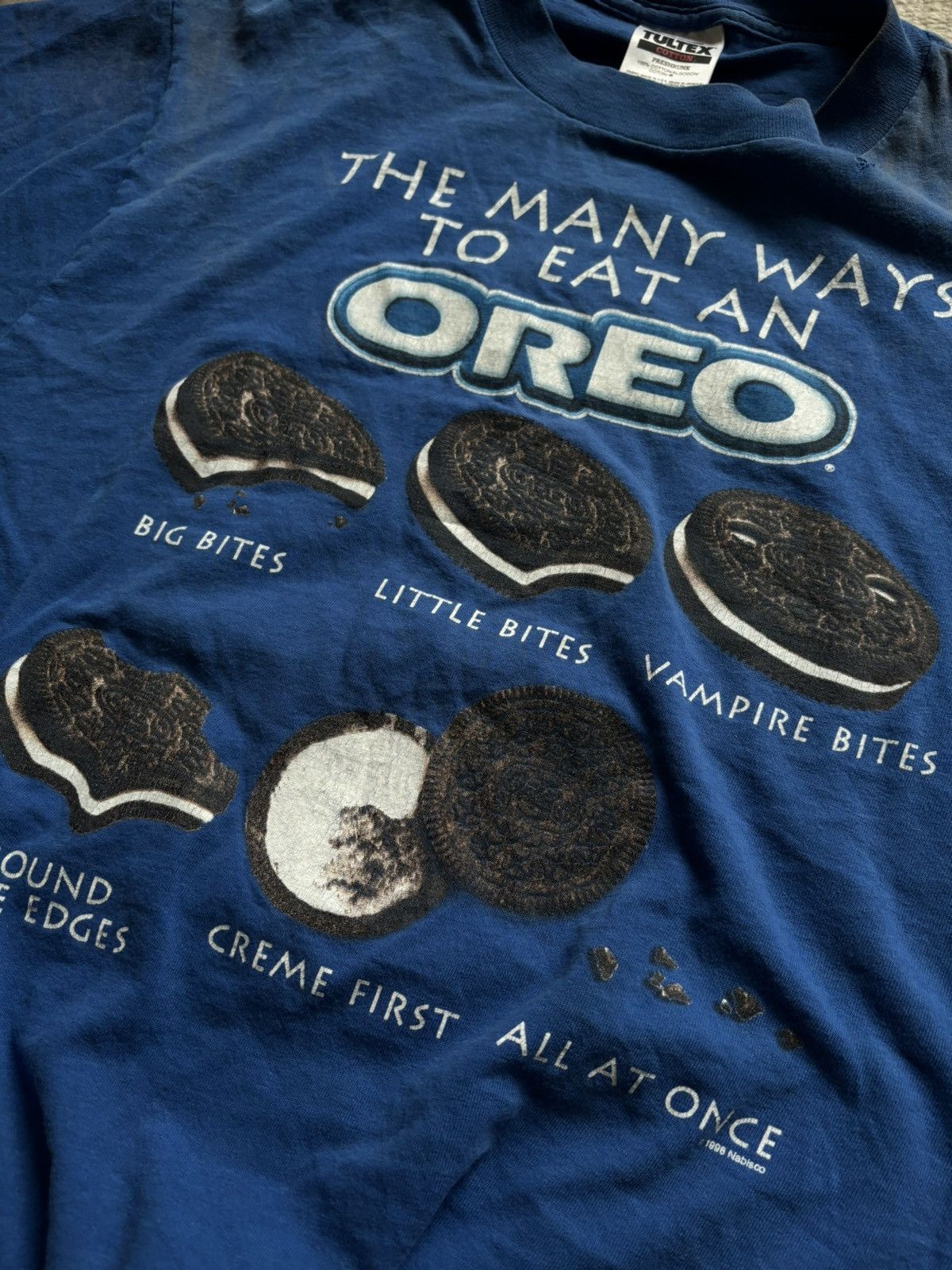 Vintage Vintage 1996 Many Ways to Eat An Oreo Tee Size US L / EU 52-54 / 3 - 2 Thumbnail