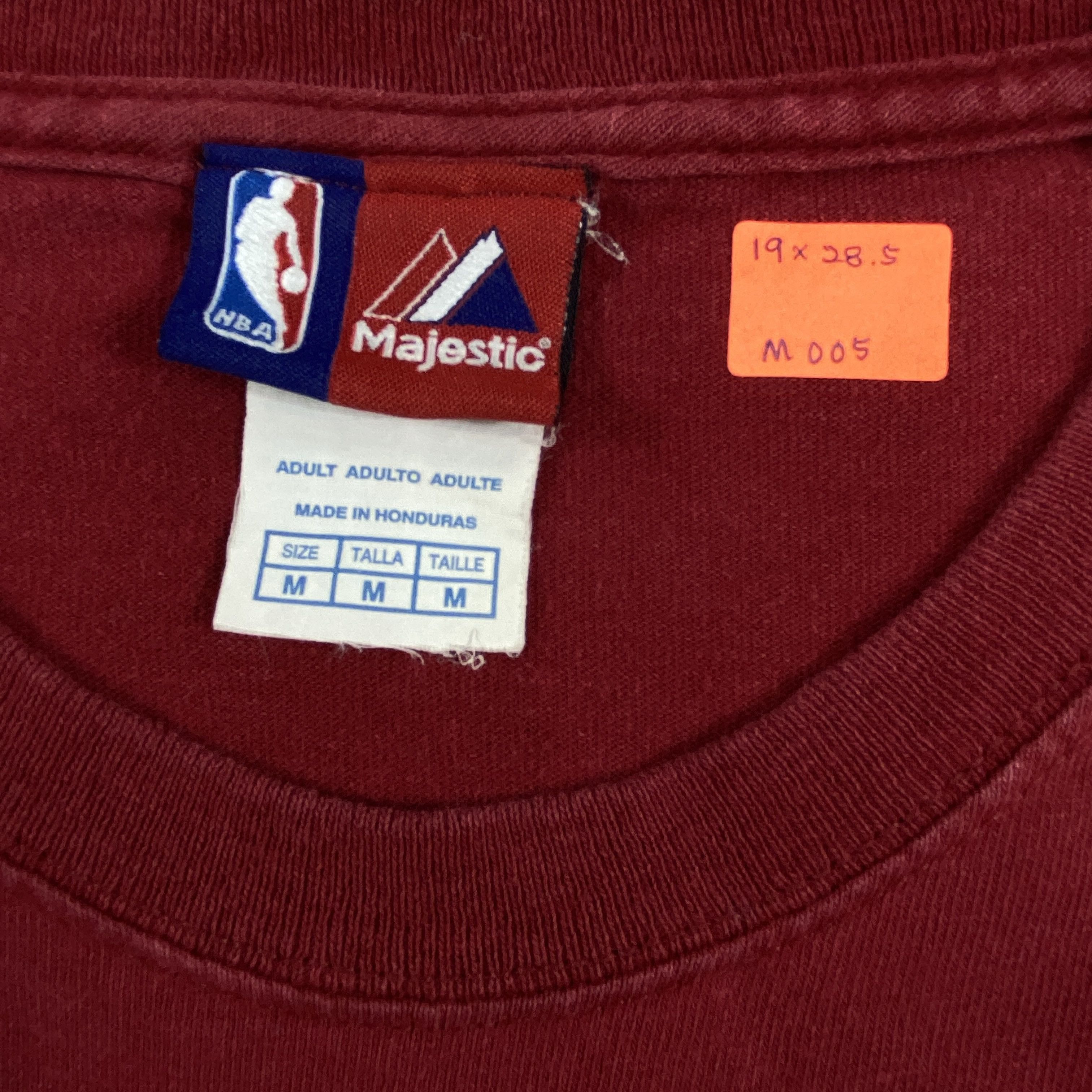 Majestic Vintage King James Cavaliers Basketball Medium Tshirt -M005 Size US M / EU 48-50 / 2 - 3 Thumbnail