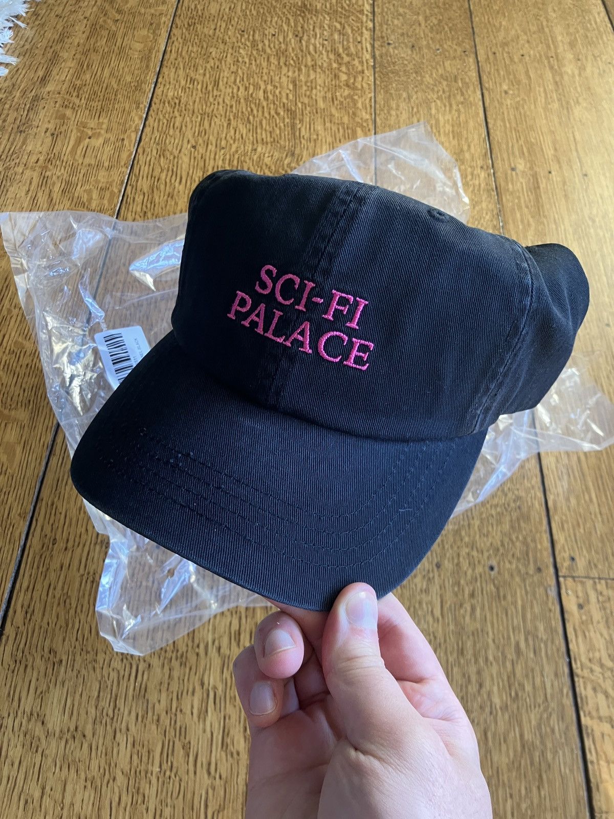 Palace × Sci-Fi Fantasy Palace Sci-Fi Fantasy 6-Panel Cap