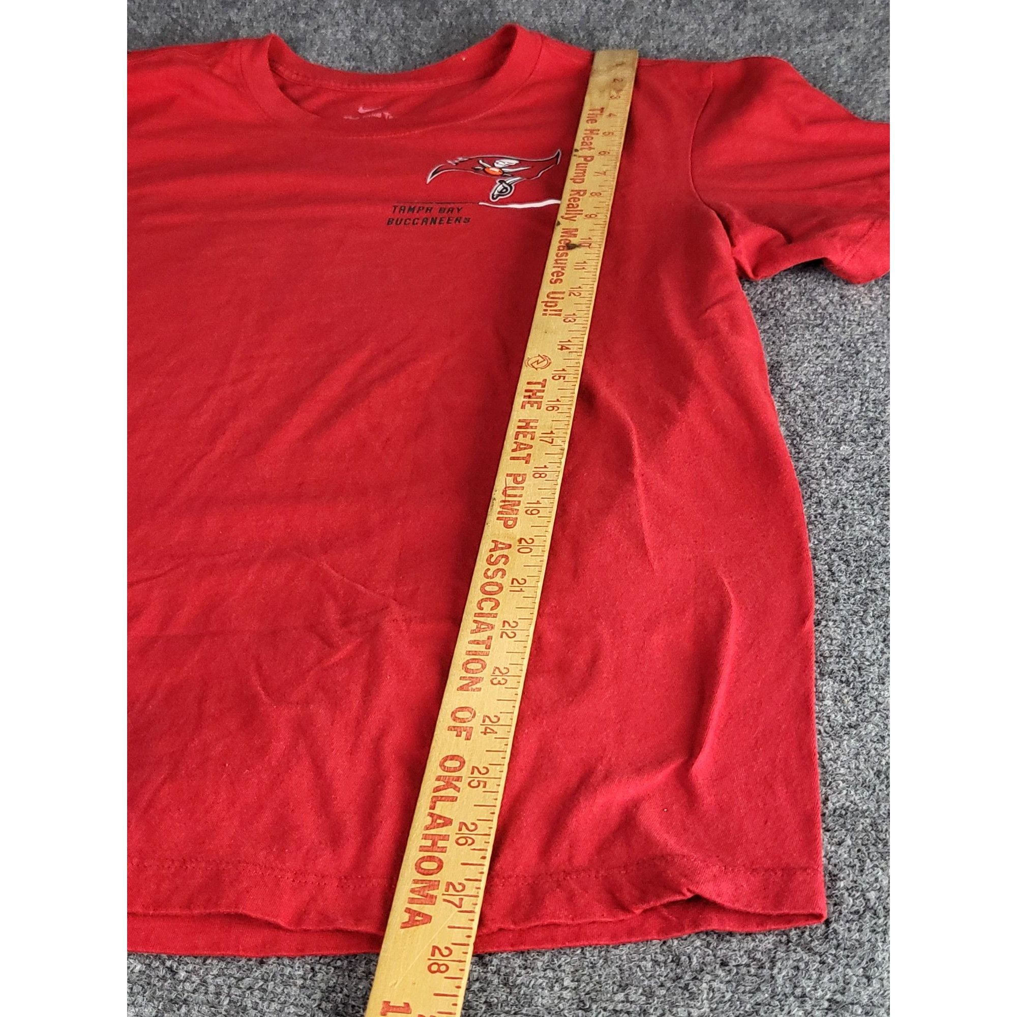 NFL Tampa Bay Buccaneers The Nike Tee Shirt Men Sz L Red Double Size US L / EU 52-54 / 3 - 3 Thumbnail
