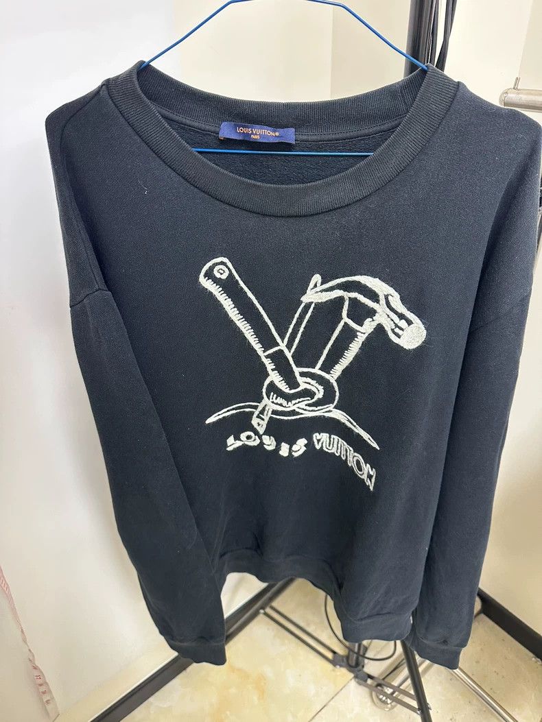 Louis Vuitton Louis Vuitton size 4l Black Hammer Sweatshirt Size US M / EU 48-50 / 2 - 1 Thumbnail