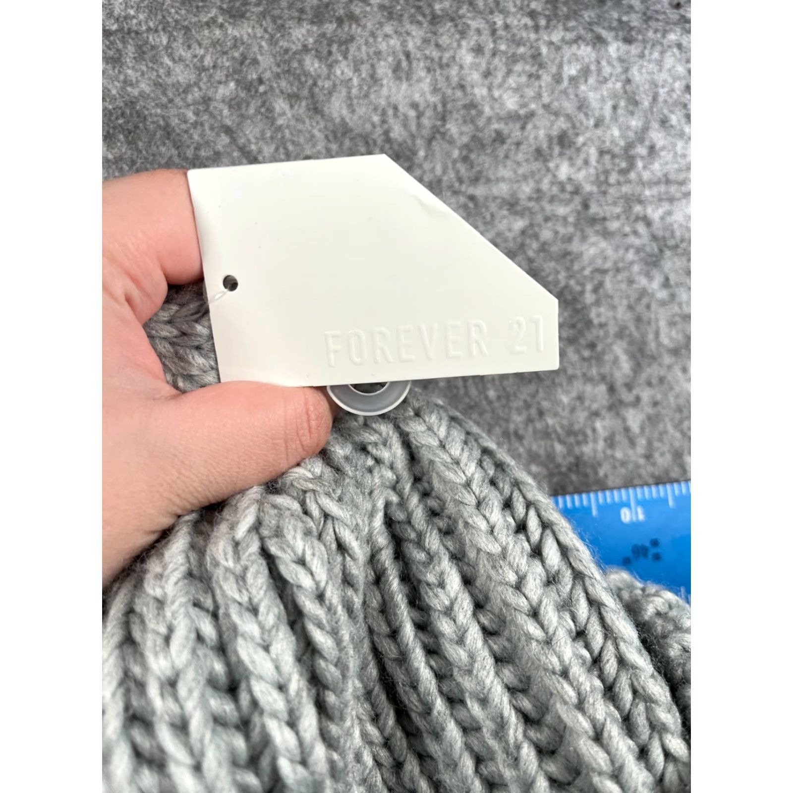 Forever 21 FOREVER 21 Beanie Toque Women One Size Gray Knit 100% Acrylic Snow Ski NEW Size ONE SIZE - 8 Thumbnail