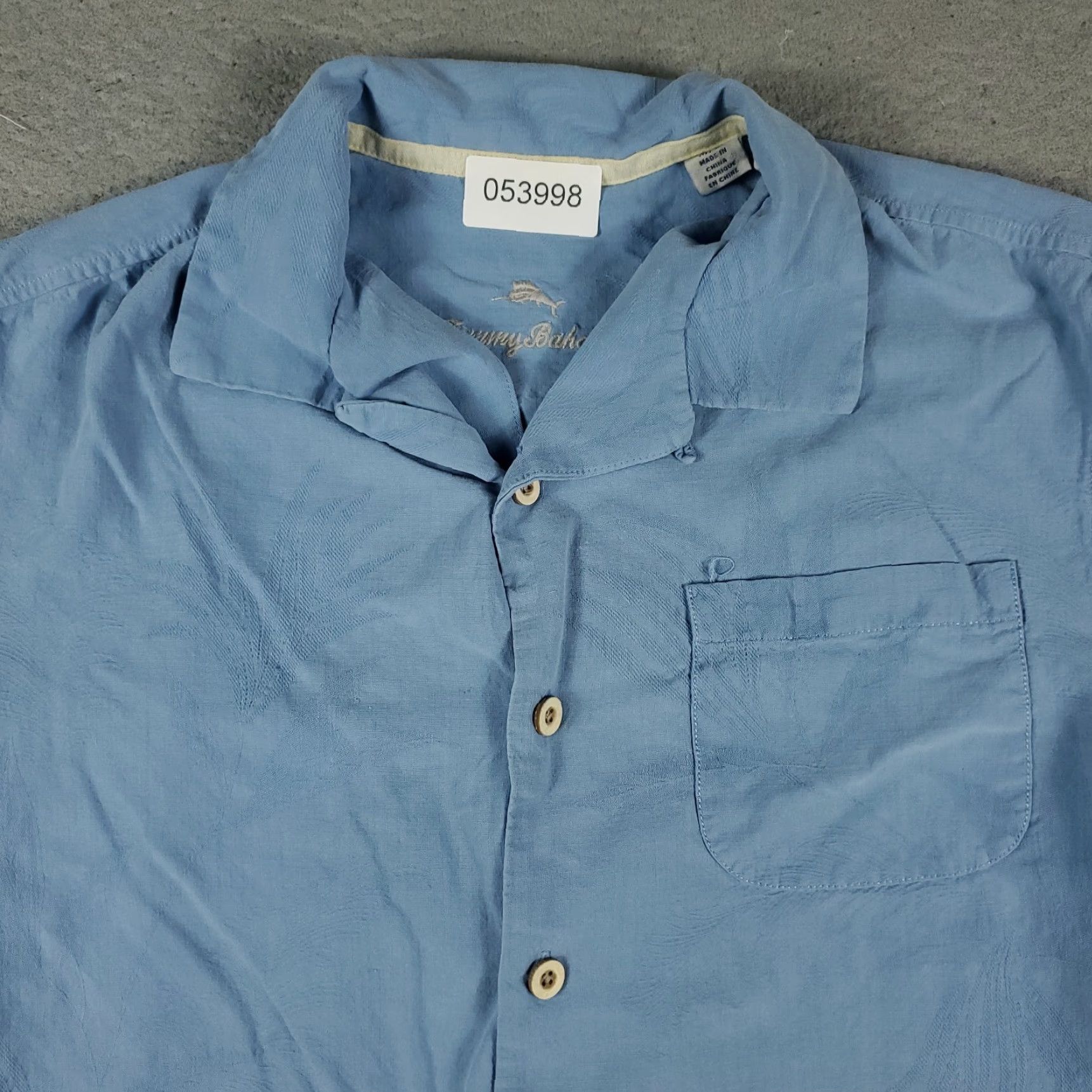 Tommy Bahama Tommy Bahama Button-Up Shirt Mens Medium Blue Hawaiian Short Sleeve Collared Silk Aloha Casual Size US M / EU 48-50 / 2 - 2 Thumbnail