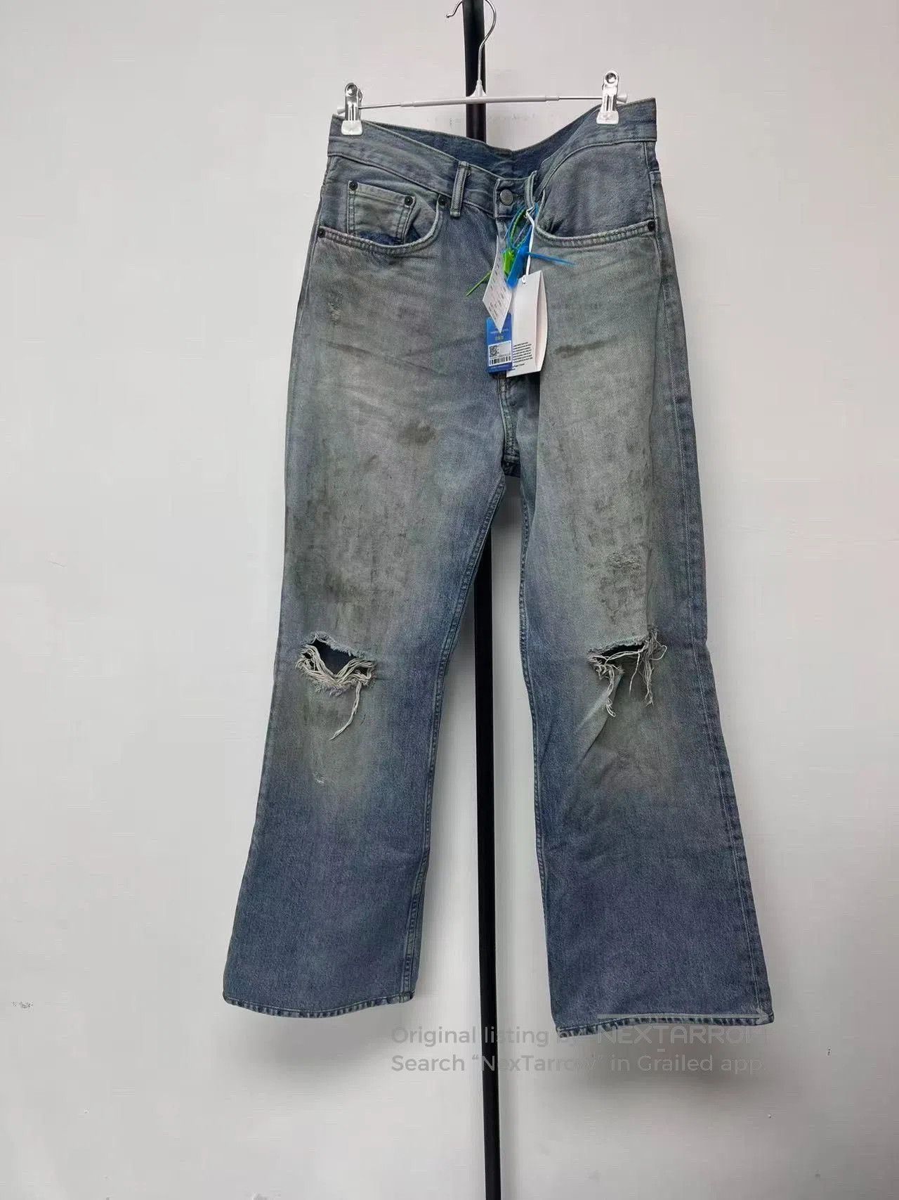 Acne Studios Acne Studios Distressed Wide. Size US 32 / EU 48 - 1 Thumbnail