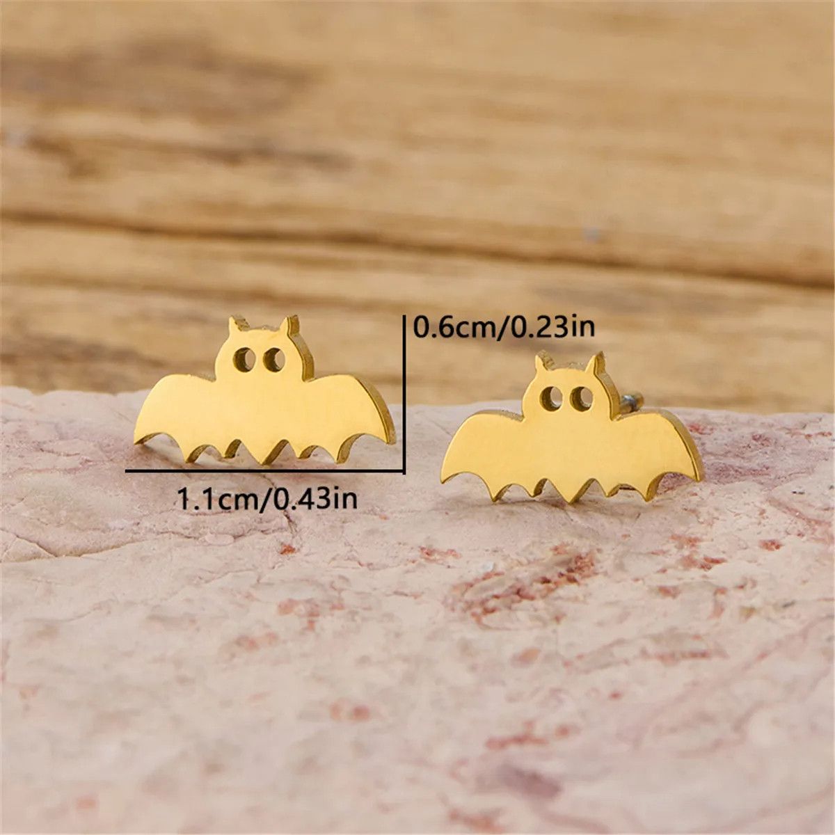Jewelry Mini Bat Stud Earrings Charm Earring Gift Size ONE SIZE - 2 Thumbnail