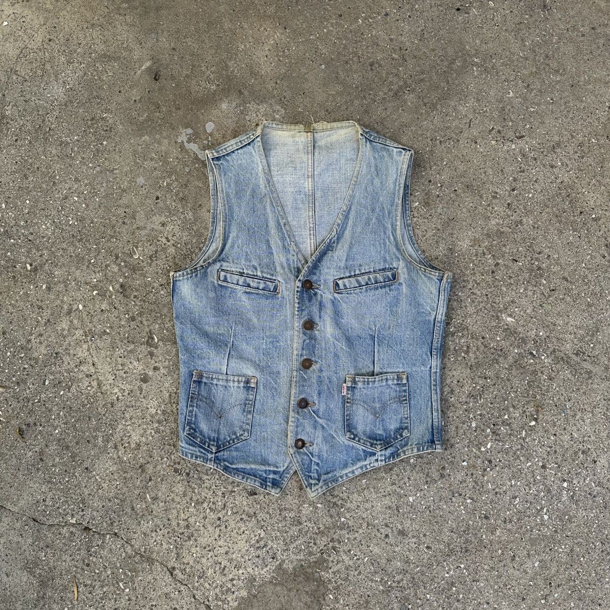 Levi's VERY RARE WESTERN 60s/70s Levi’s White/Red Reverse Tab Vest Size S / US 4 / IT 40 - 1 Thumbnail