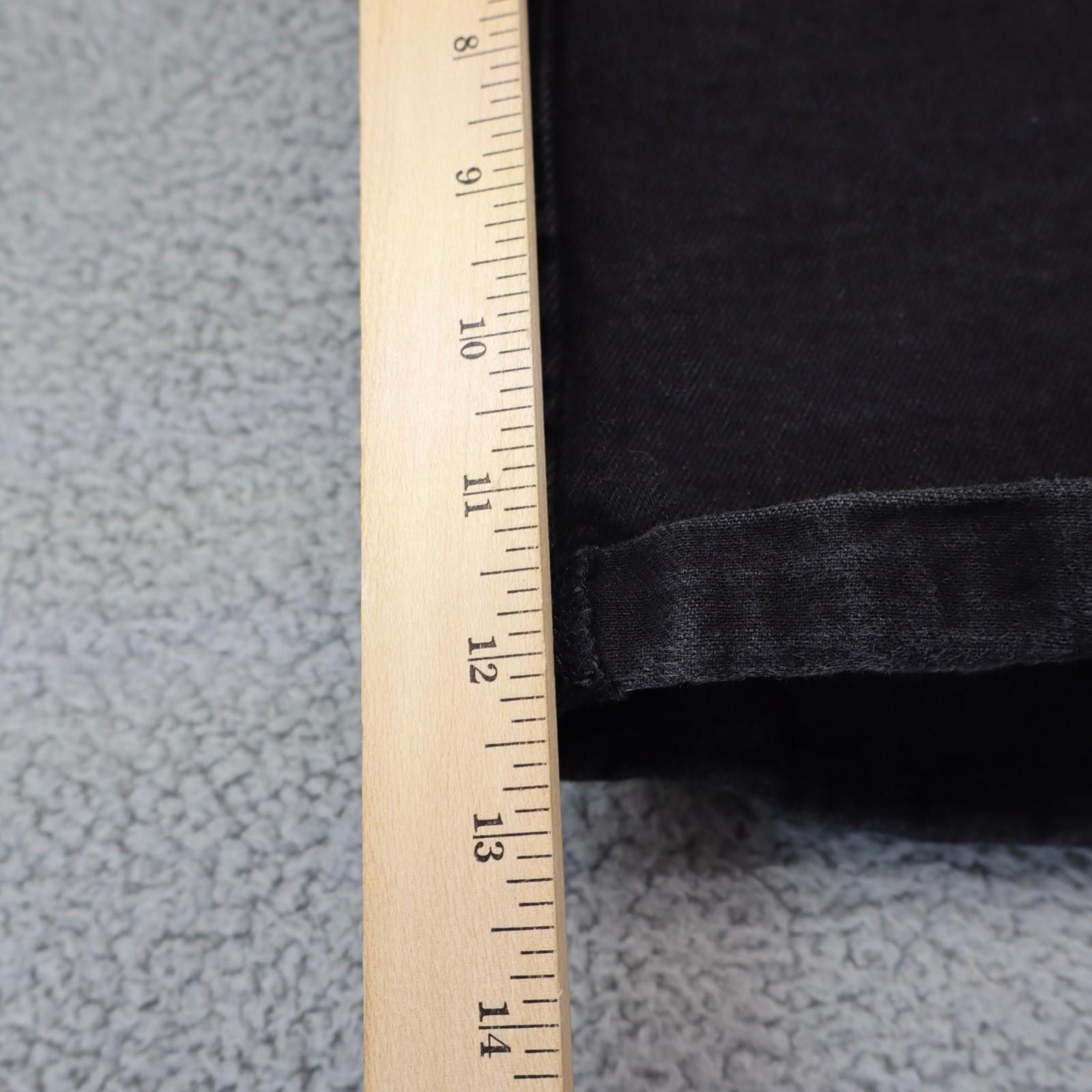 Old Navy Old Navy High Rise OG Straight Cut Off Shorts 10 Black W30 Size 32" / US 10 / IT 46 - 3 Thumbnail