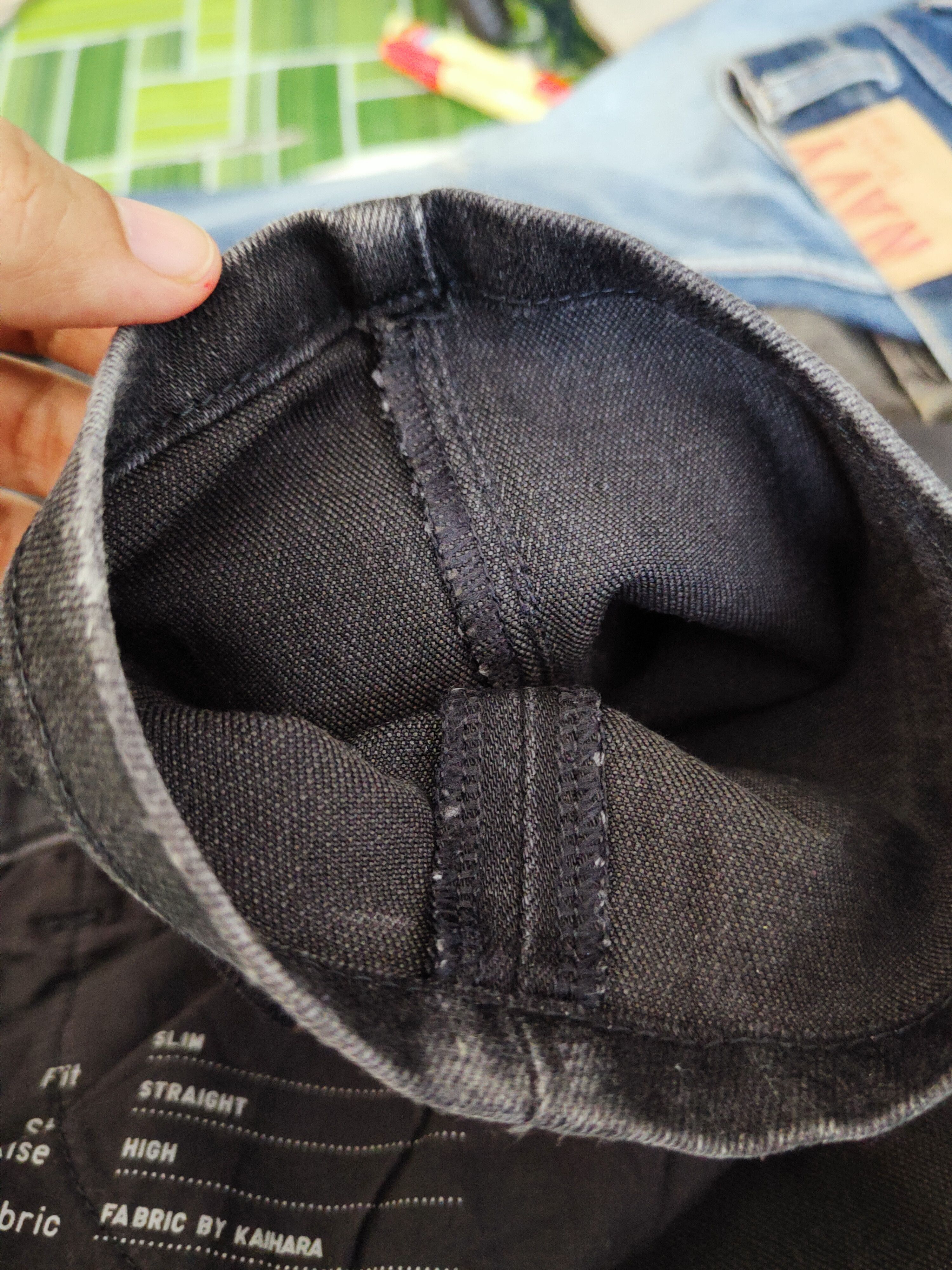 Japanese Brand Uniqlo fabirc by kaihara Black Distressed Ripped Jeans #W609 Size US 30 / EU 46 - 12 Thumbnail
