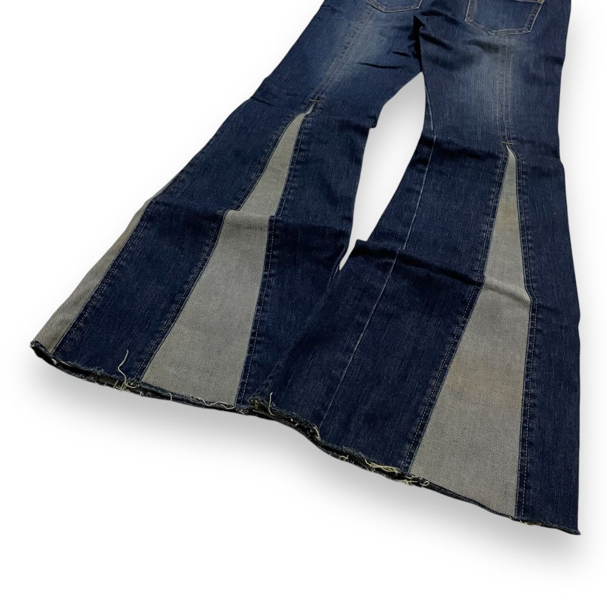 Hysteric Glamour ORIGINAL INDIGO FLARE 70'S CRAZY WIDE RETRO VTG (29×36) Size US 29 - 10 Thumbnail