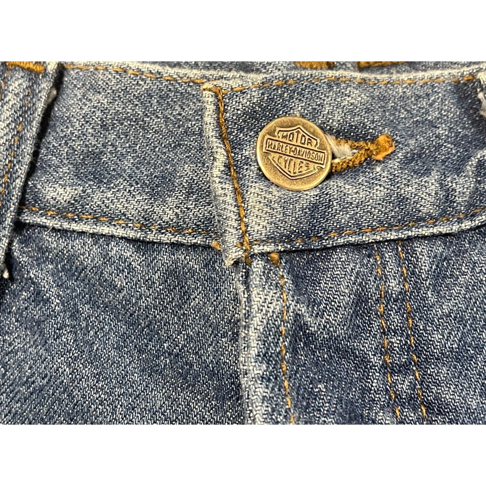 Harley Davidson VINTAGE Harley-Davidson Denim Shorts Women's Size 10 Blue Casual Biker Stretch Pockets Size 30" / US 8 / IT 44 - 2 Thumbnail