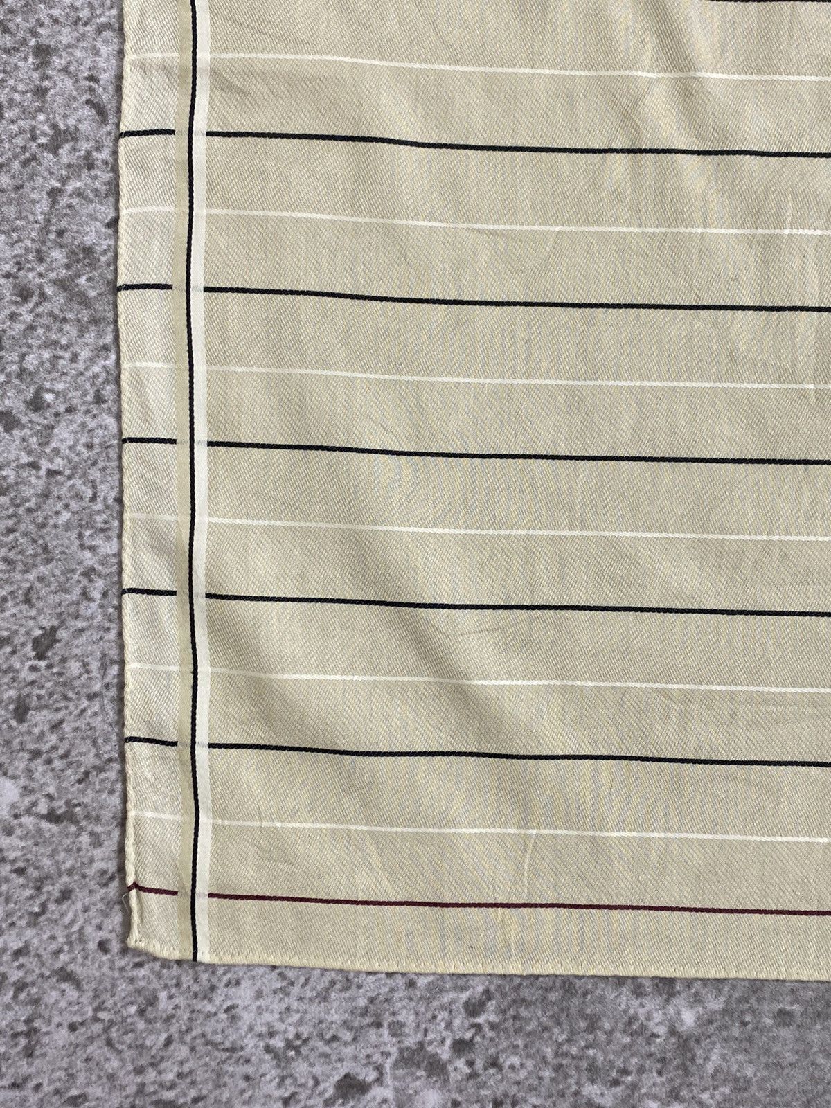 Burberry Burberry Handkerchief / Bandana / Neckerchief Size ONE SIZE - 5 Thumbnail