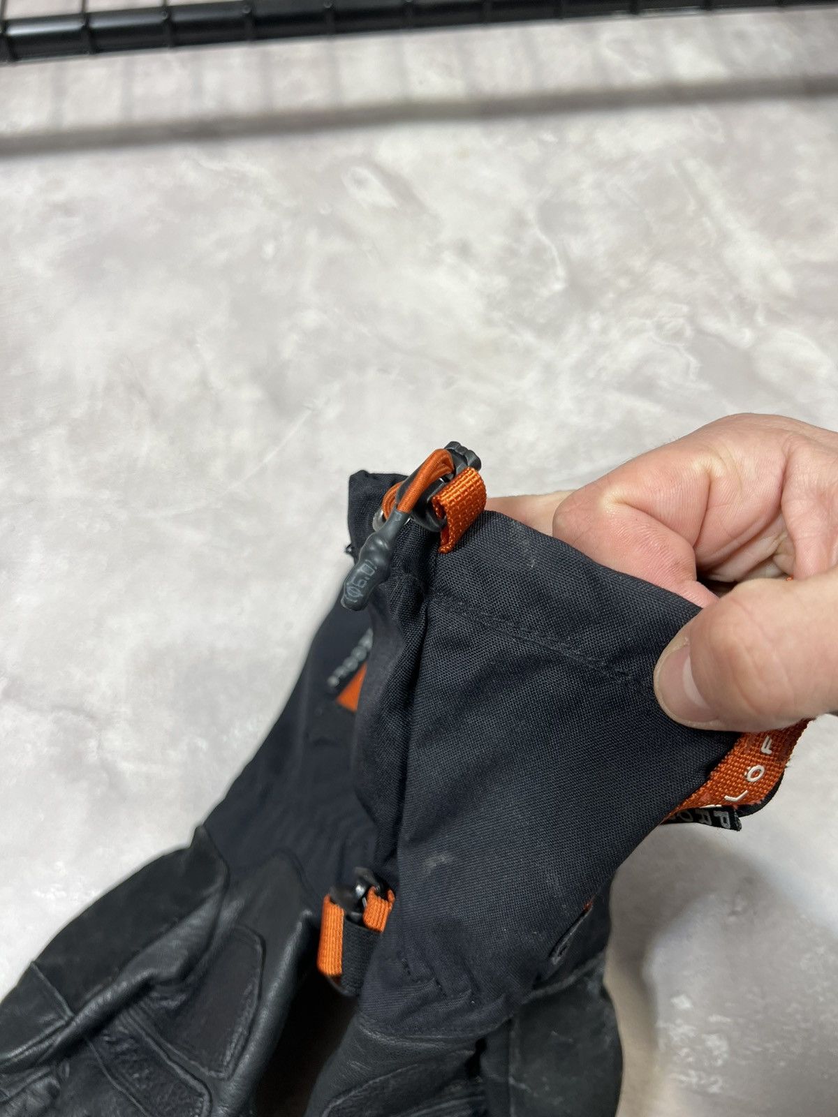 Haglofs × Vintage Vintage Haglofs Proof Woman Ski Gloves Size ONE SIZE - 7 Thumbnail