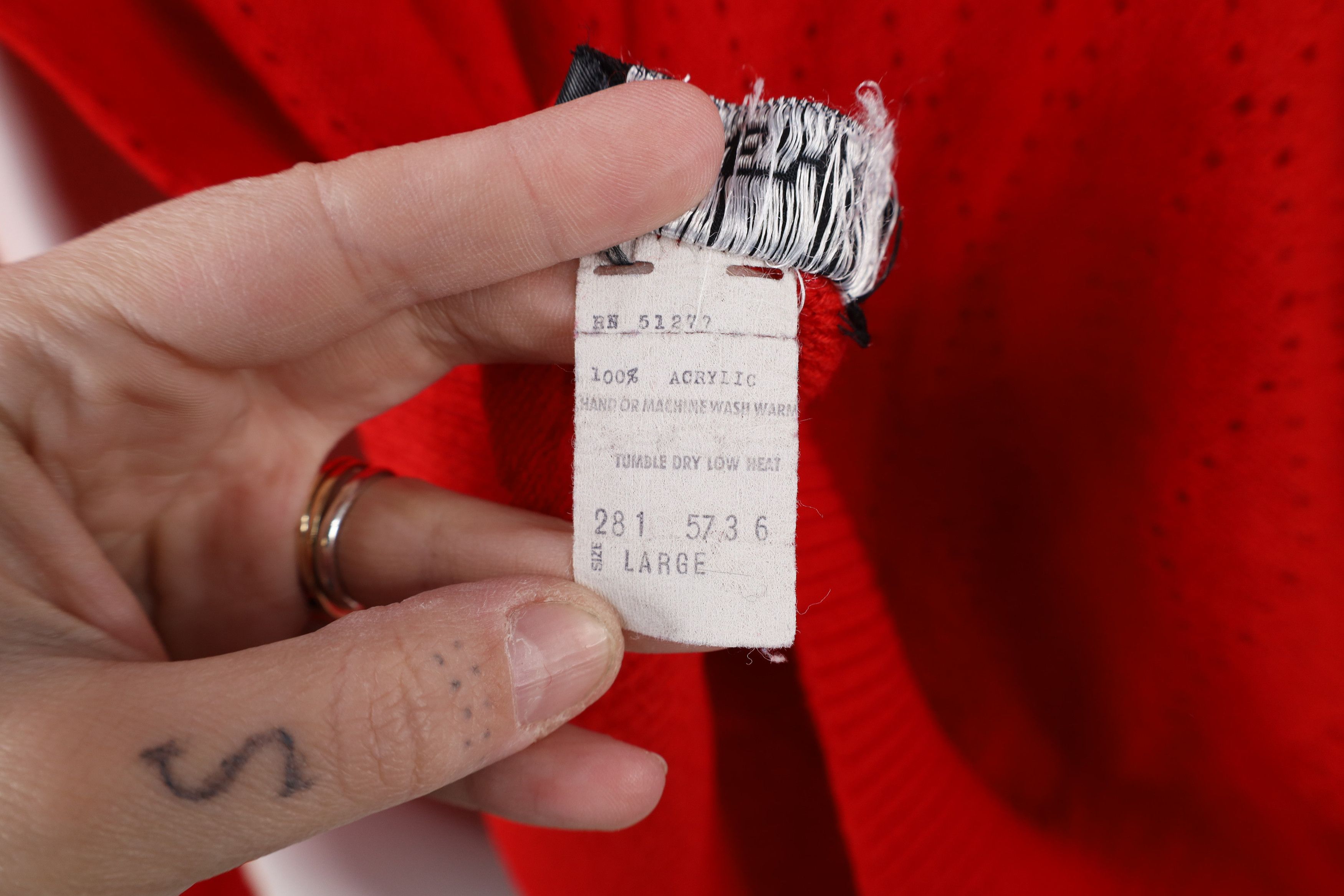 Vintage Vintage 70s Streetwear Distressed Knit Frill Collar Sweater Size L / US 10 / IT 46 - 10 Thumbnail