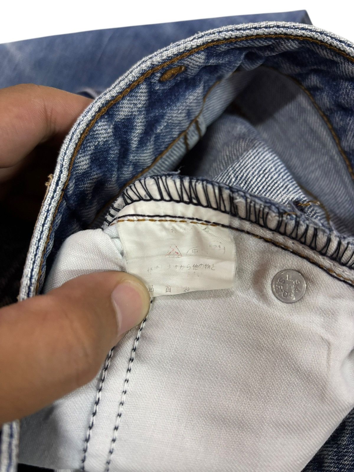 Levi's × Levi's Vintage Clothing × Vintage 80s Vtg Levi’s 603 Faded Blue Washed Cropped Jeans Size 24" / US 00 / IT 34 - 7 Thumbnail