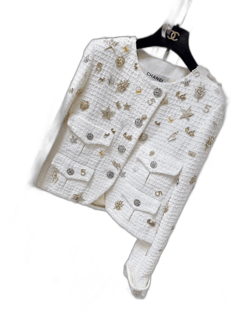 Chanel Chanel 22C White Embroidered Pocket Jacket Size M / US 6-8 / IT 42-44 - 1 Thumbnail