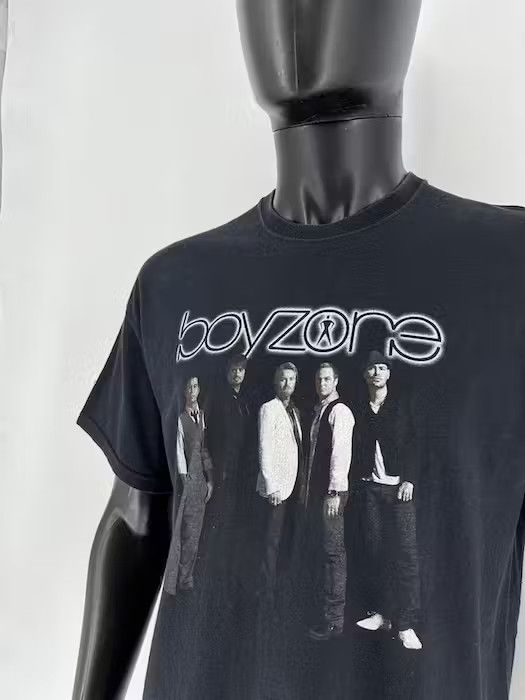 Band Tees × Vintage Vintage Y2K Boyzone T-Shirt Live By Request Tour Tee Size US L / EU 52-54 / 3 - 4 Thumbnail