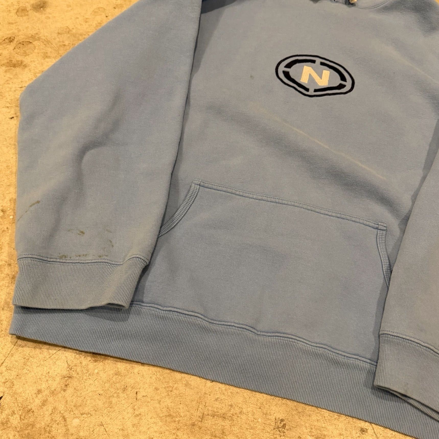 Nautica VINTAGE Nautica Hoodie Sweatshirt Men XL Blue Center Logo Logo Pullover 90s Sweatshirt 90s Mens XL Size US XL / EU 56 / 4 - 4 Thumbnail