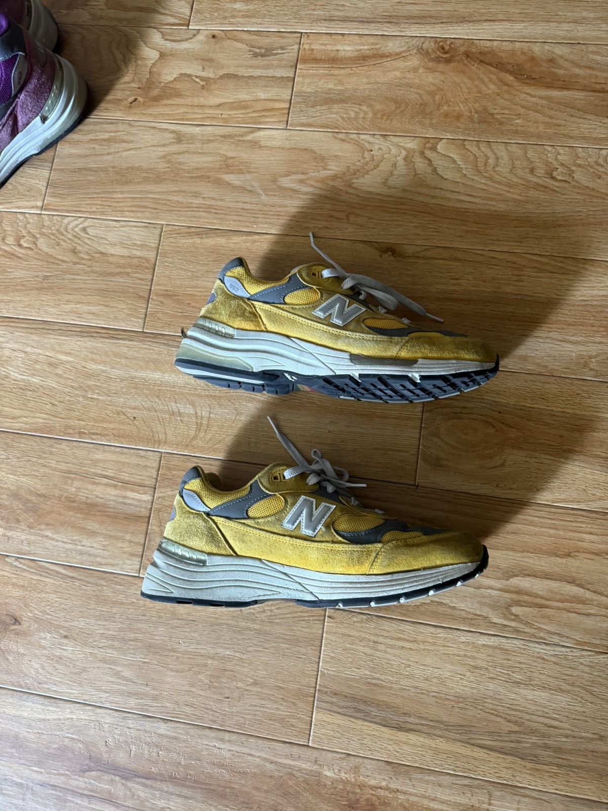 New Balance New Balance 992 - Yellow - Size 9.5 Size US 9.5 / EU 42-43 - 2 Thumbnail