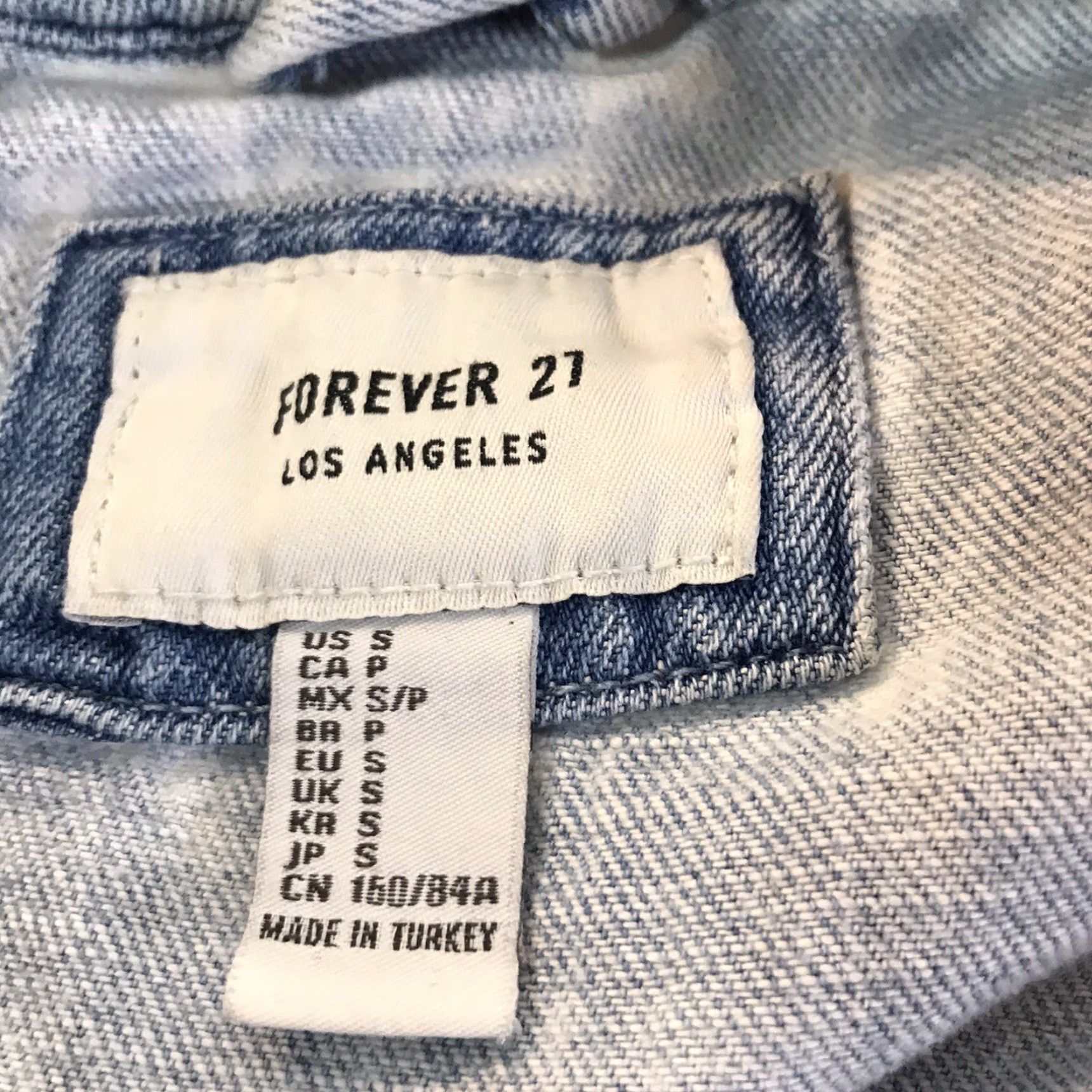 Forever 21 VINTAGE Forever 21 Denim Jacket Womens Size S Blue Acid Washed Cropped Casual 90s Size S / US 4 / IT 40 - 3 Thumbnail