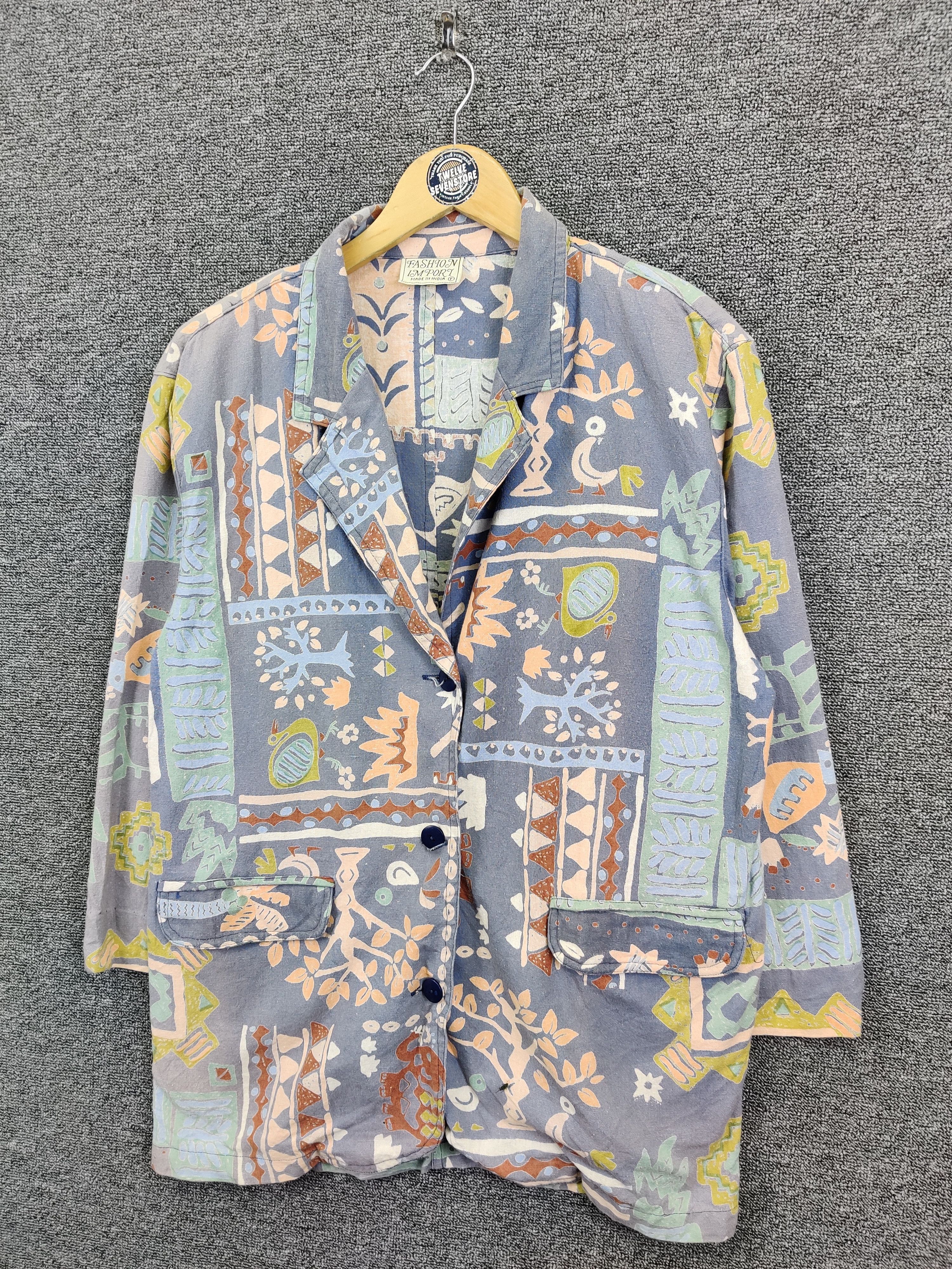 The Unbranded Brand Vintage Unbrand Art Hawaii Blazer Coat Nice Design Size US L / EU 52-54 / 3 - 2 Thumbnail