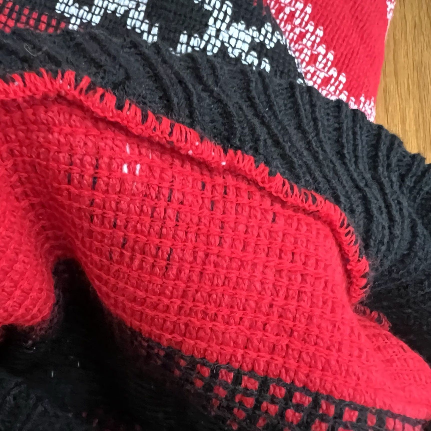 Vintage VINTAGE 60s 70s Knitted Red Black Plaid Poncho Fringe Hippie Boho Psychedelic Shawl/Wrap OS Womens Size ONE SIZE - 7 Thumbnail
