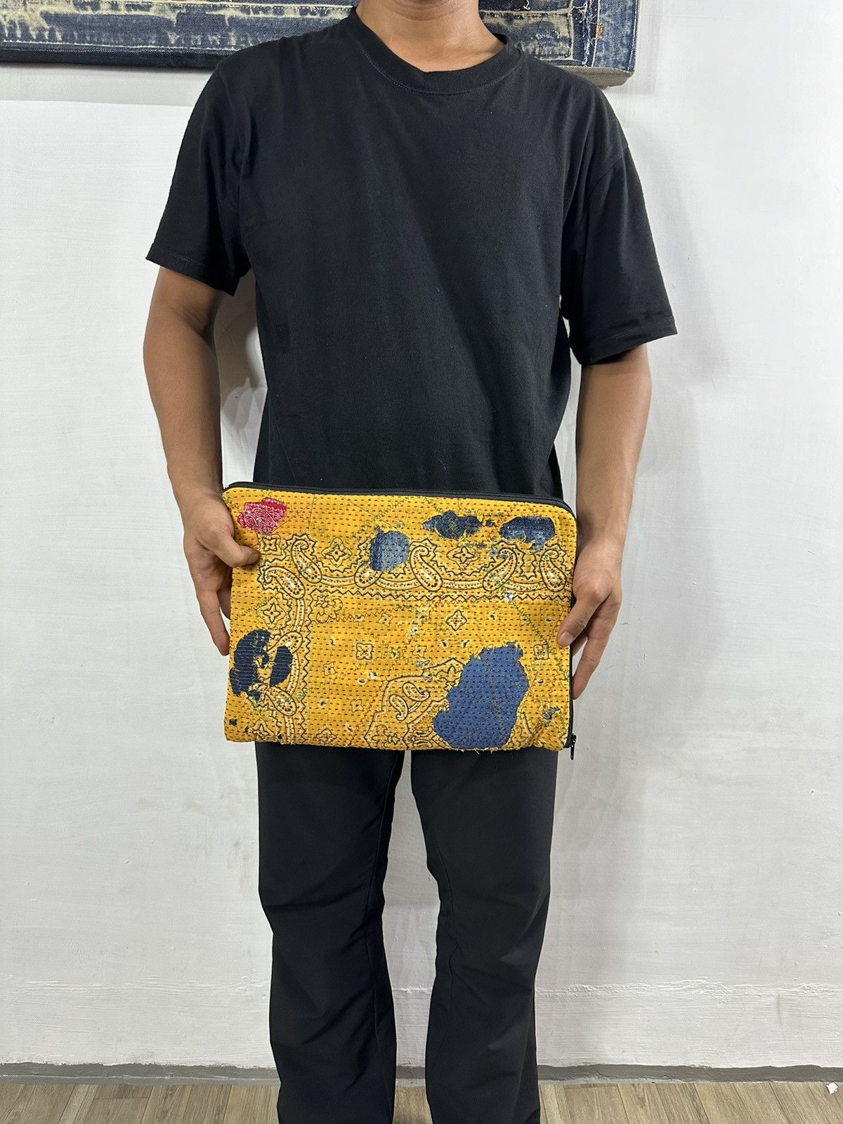 Handmade Custom Made Distressed Patchwork Boro Paisley cutch bag Size ONE SIZE - 3 Thumbnail
