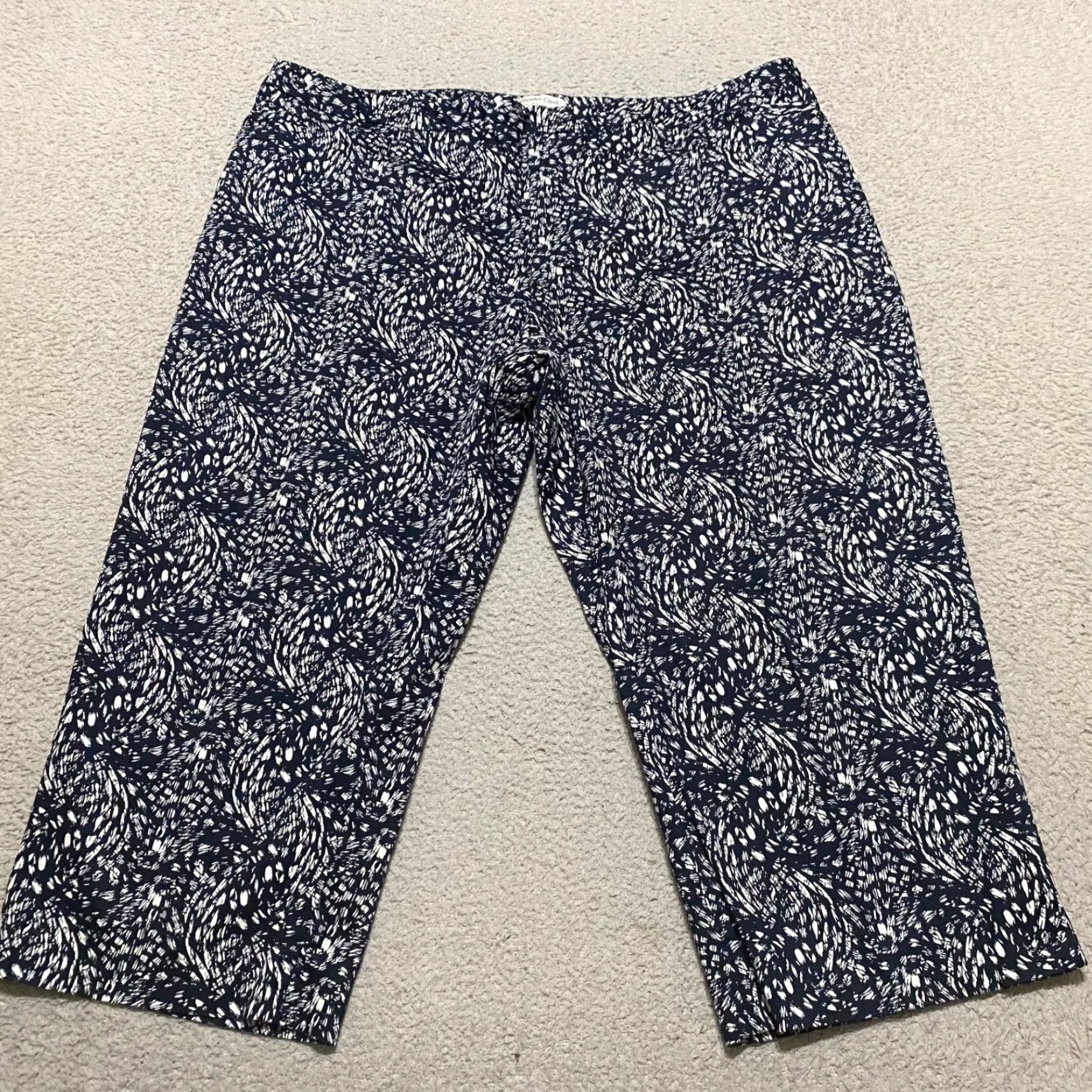 Coldwater Creek Coldwater Creek Womens 18 Plus Pants Blue Geometric Straight Capri High Rise Capri Pants Plus Size Blue Geometric Classic Casual Womens Size 40" / US 18 - 2 Thumbnail