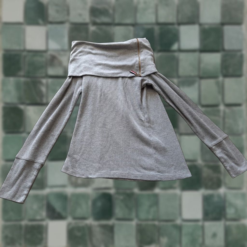 Tommy Hilfiger Tommy Hilfiger Women's S Thermal Long Sleeve Top Gray Blouse Size S / US 4 / IT 40 - 1 Thumbnail